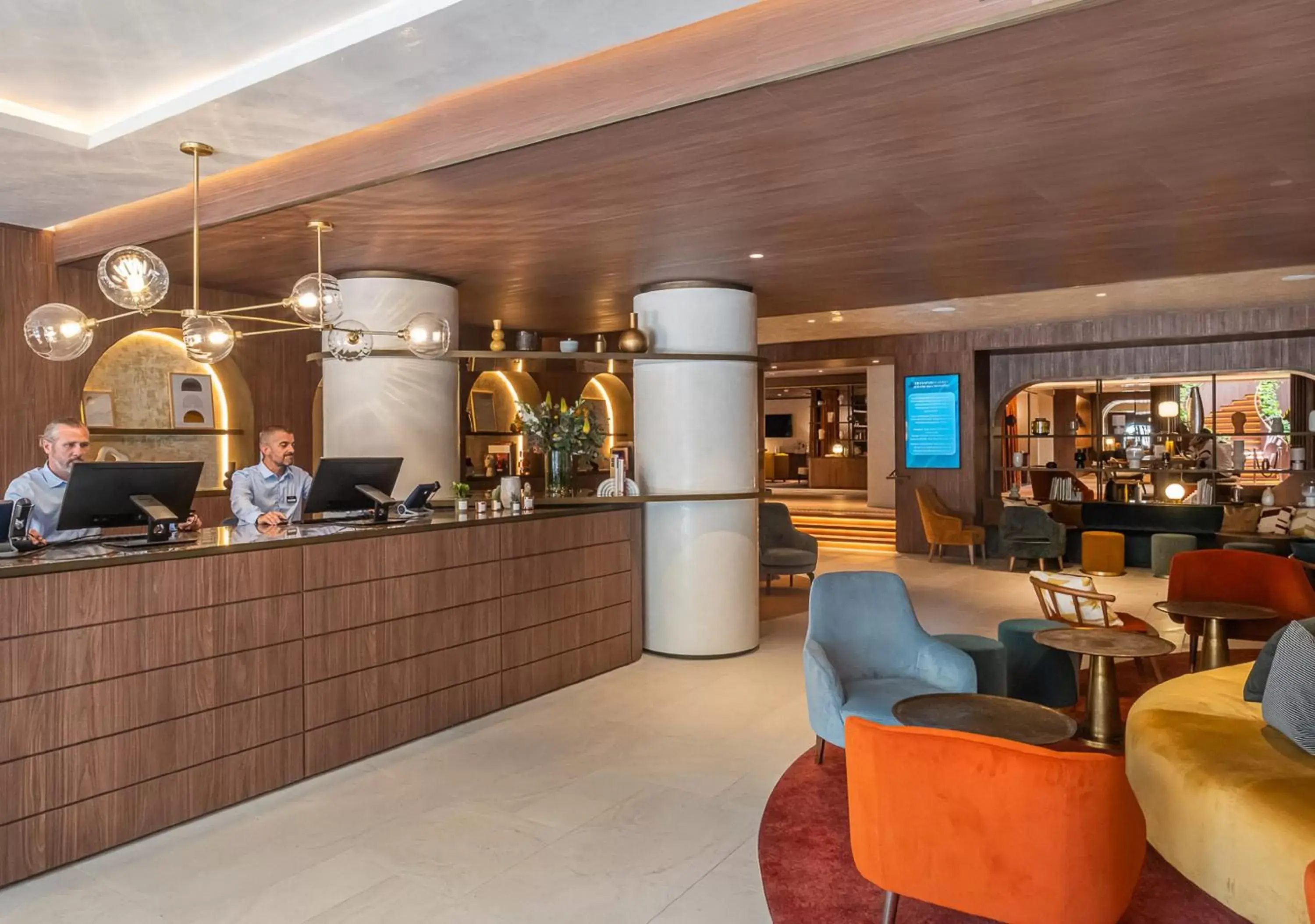 Lobby or reception in Hôtel Burdigala by Inwood Hotels