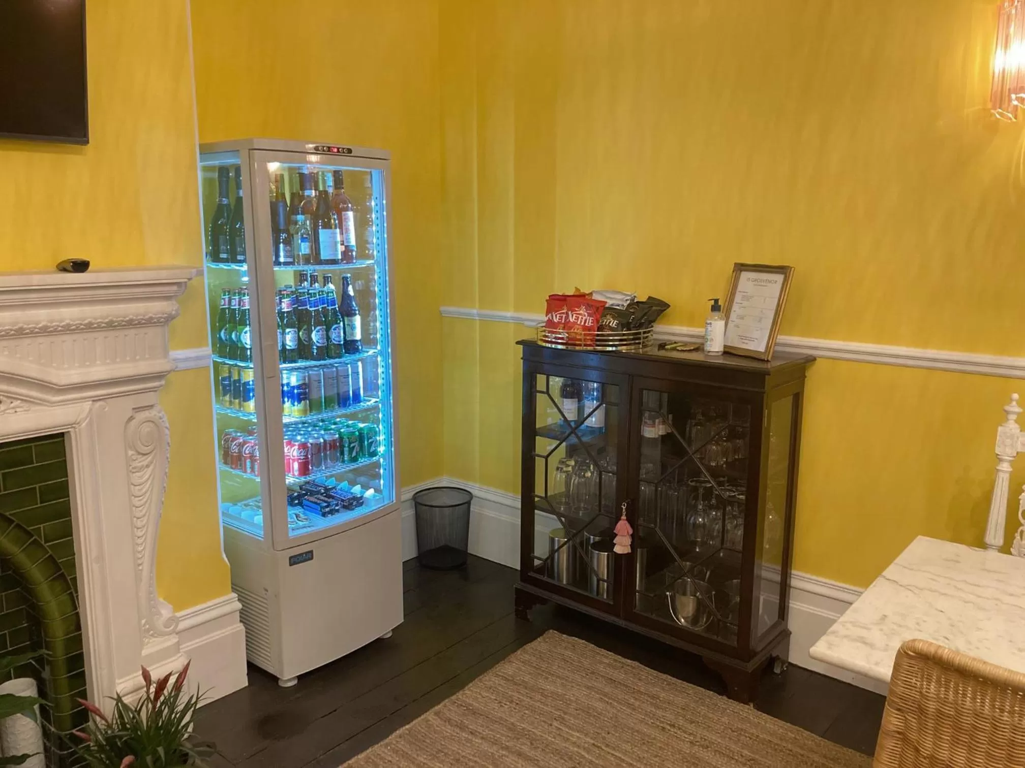 Property building in 15 Grosvenor