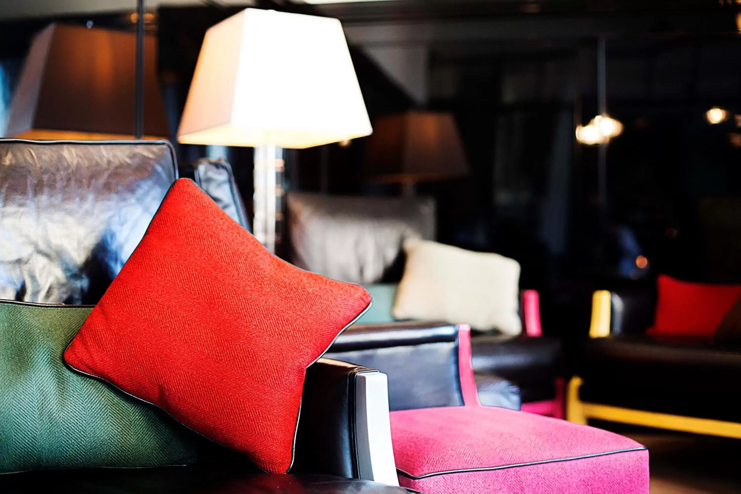 Coffee/tea facilities, Seating Area in Hotel Les Nuits