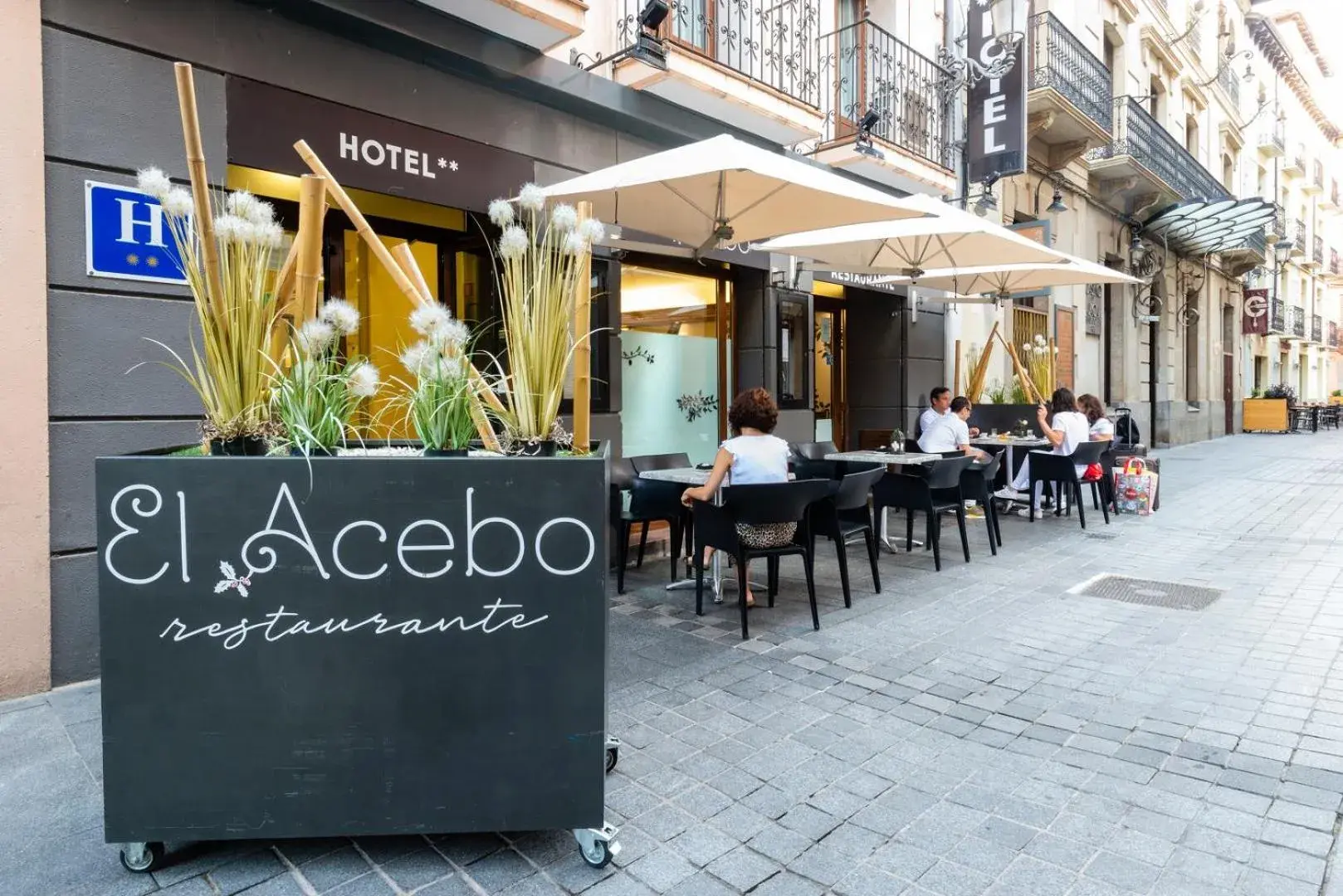 Property building, Restaurant/Places to Eat in Hotel El Acebo