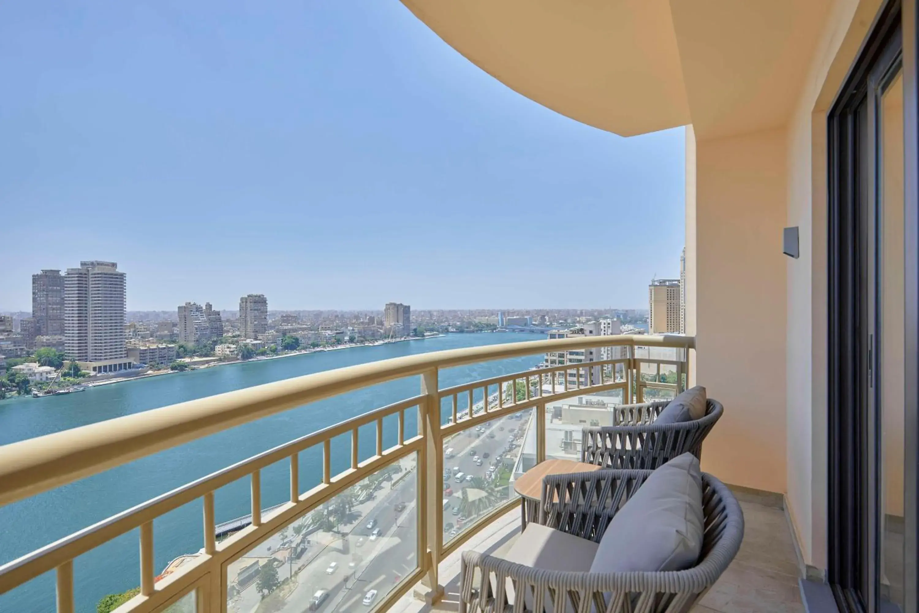 View (from property/room), Balcony/Terrace in Conrad Cairo Hotel & Casino