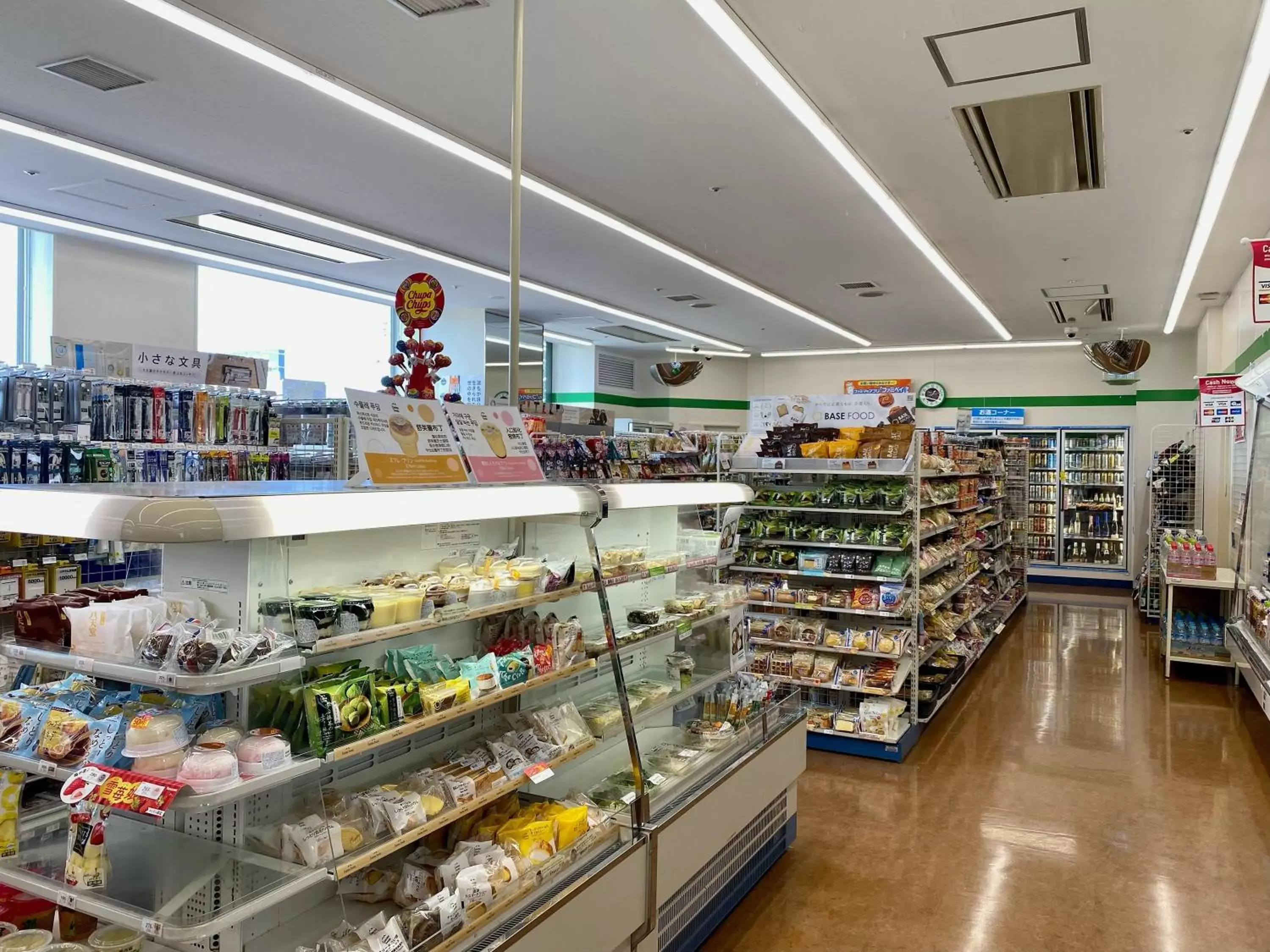 Supermarket/grocery shop, Supermarket/Shops in Kansai Airport Washington Hotel