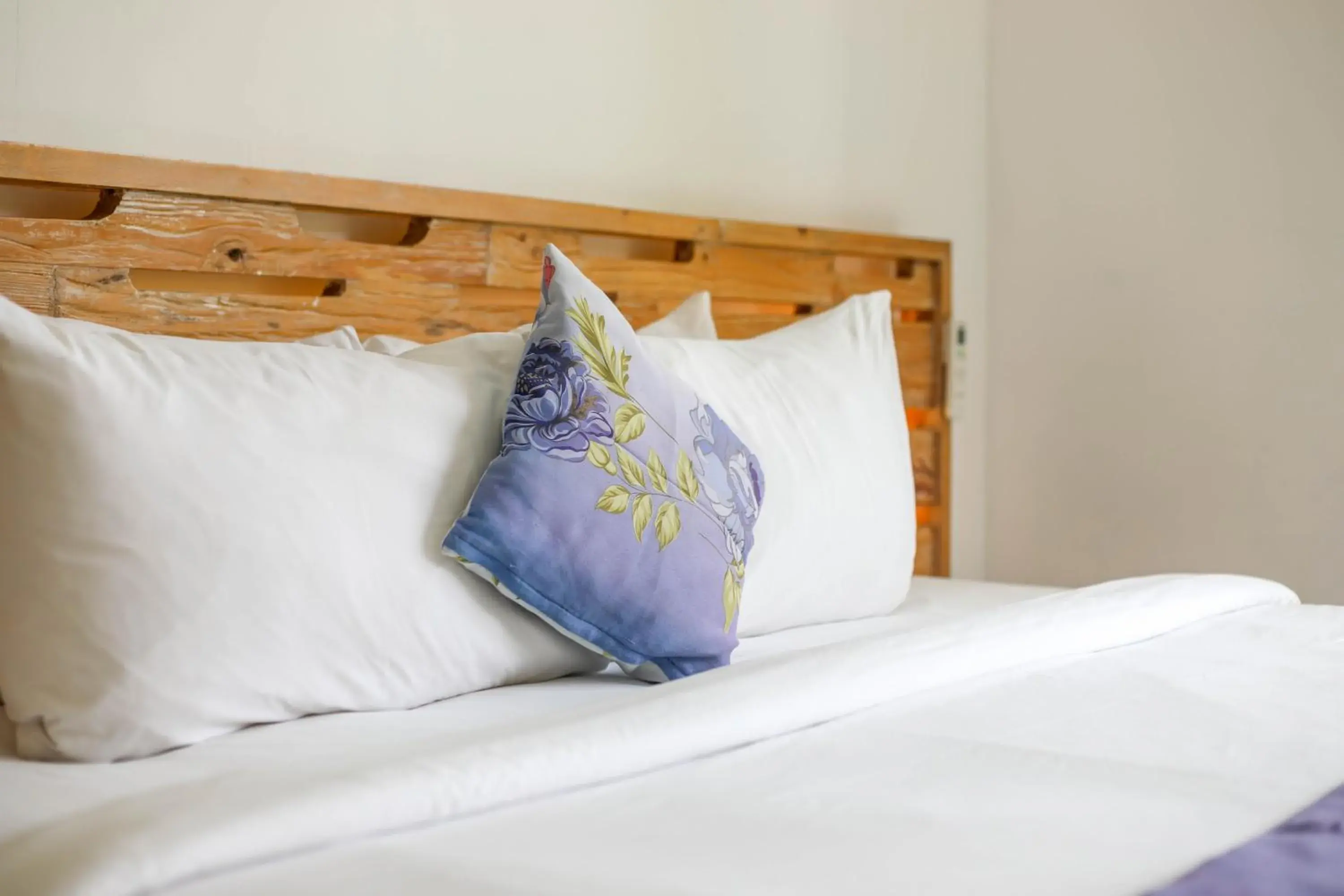 Bed in Puri Bagus Villa Legian Kuta