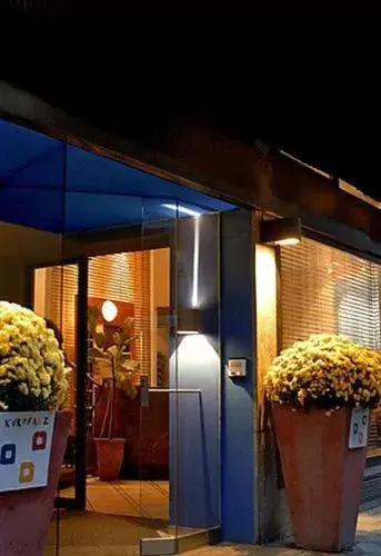 Facade/entrance in Westend Hotel (non-smoking) Facade/entrance in Westend Hotel (non-smoking)