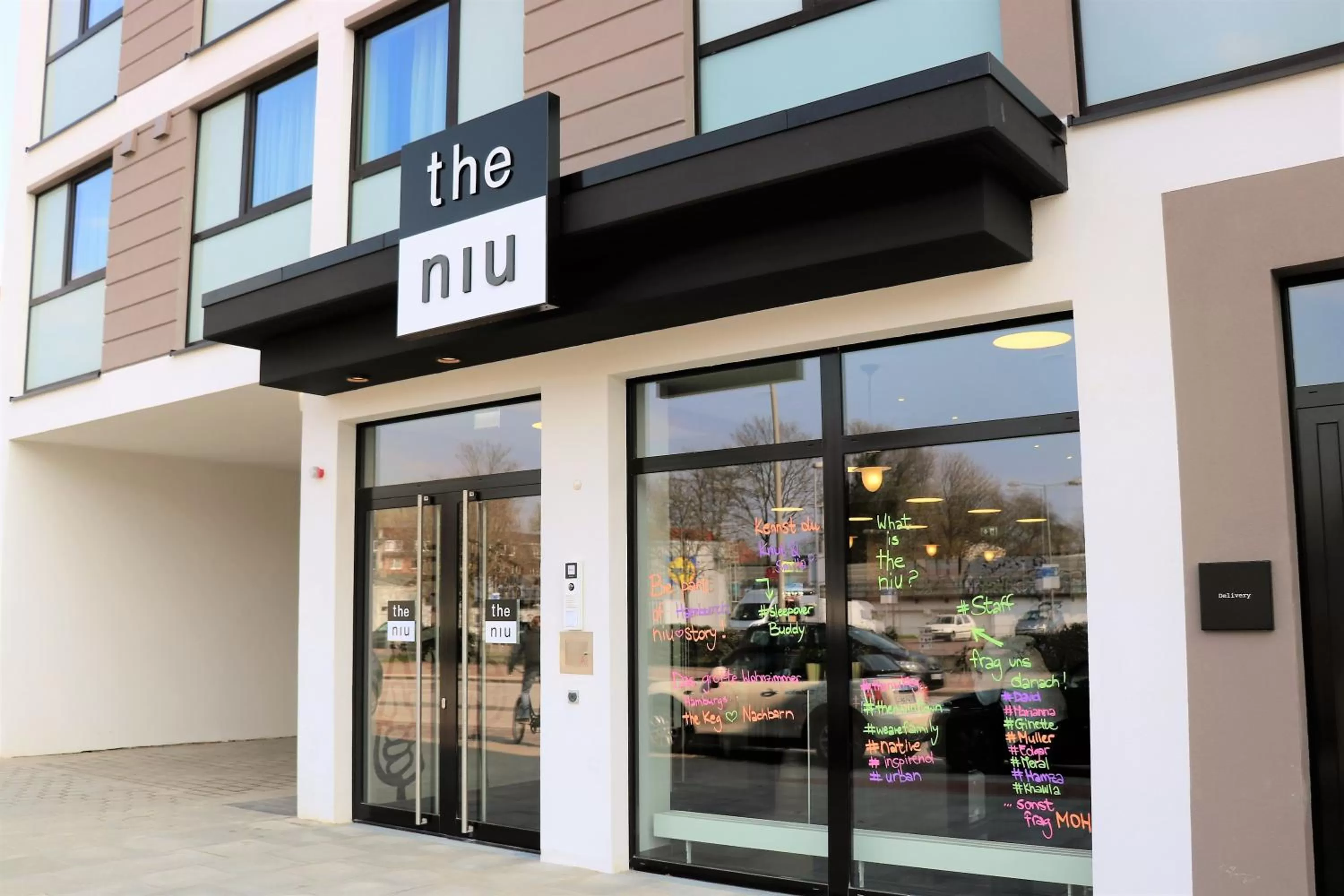 Facade/entrance in Holiday Inn - the niu, Keg Hamburg Ost by IHG