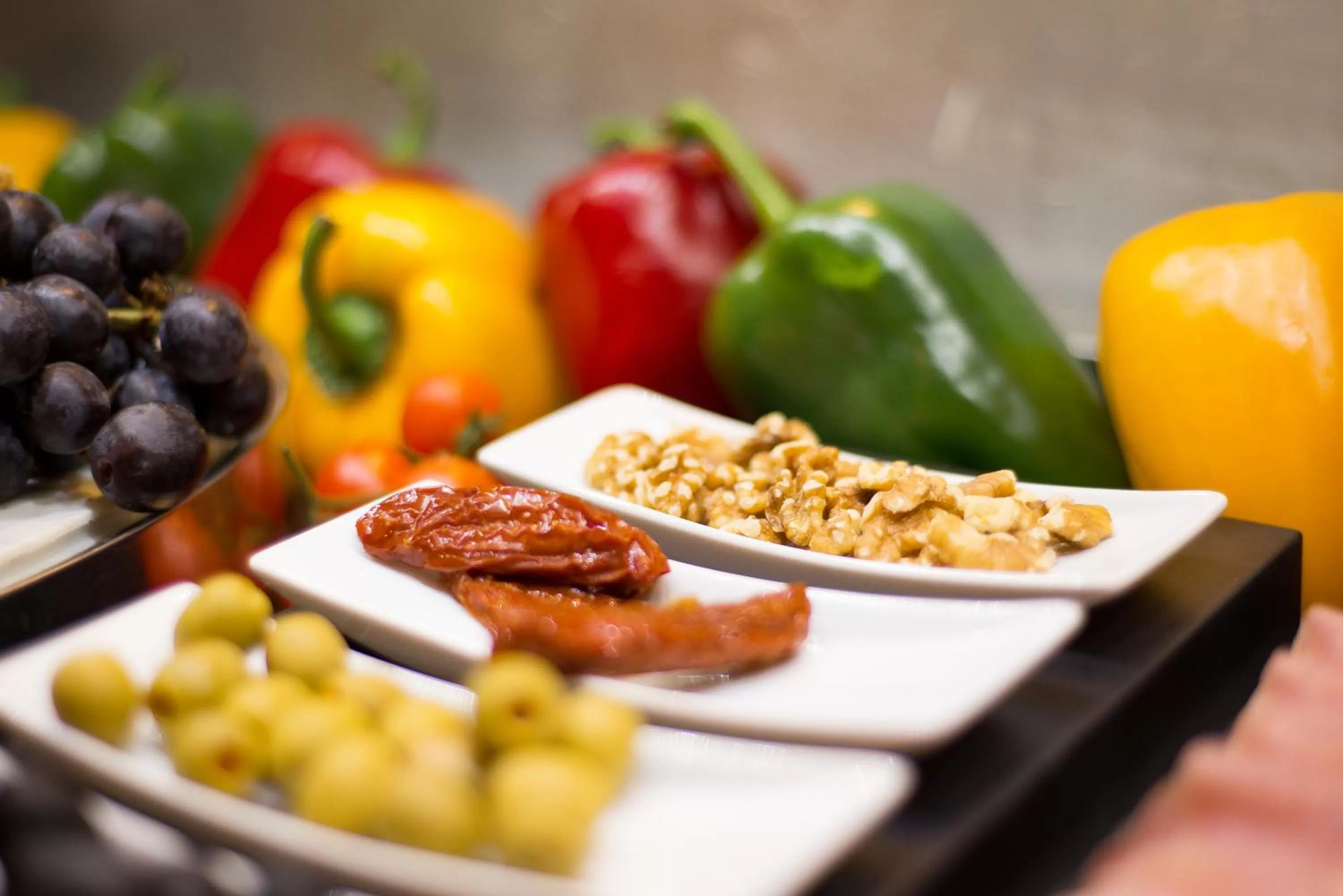 Restaurant/places to eat in Hotel Amaris