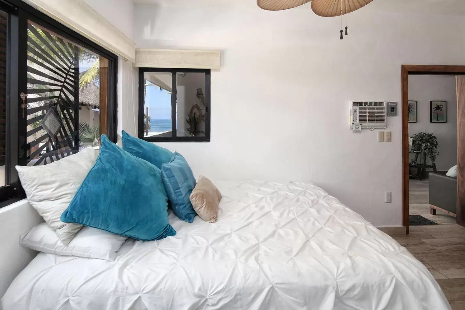 Bed in Hotel Vista Oceana Sayulita