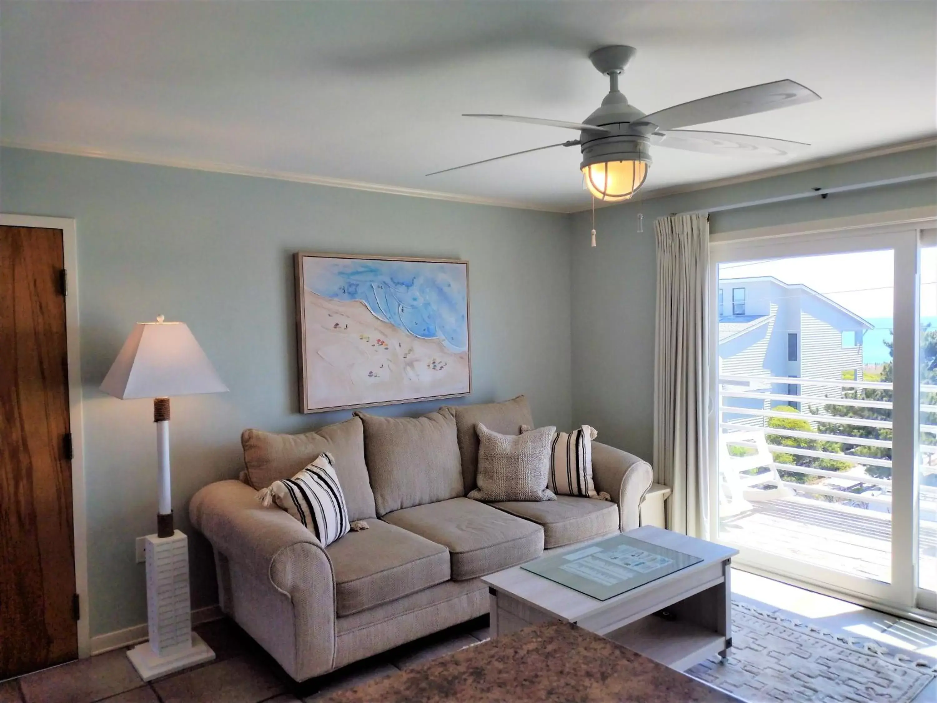 Living room, Seating Area in Sandpeddler Inn and Suites