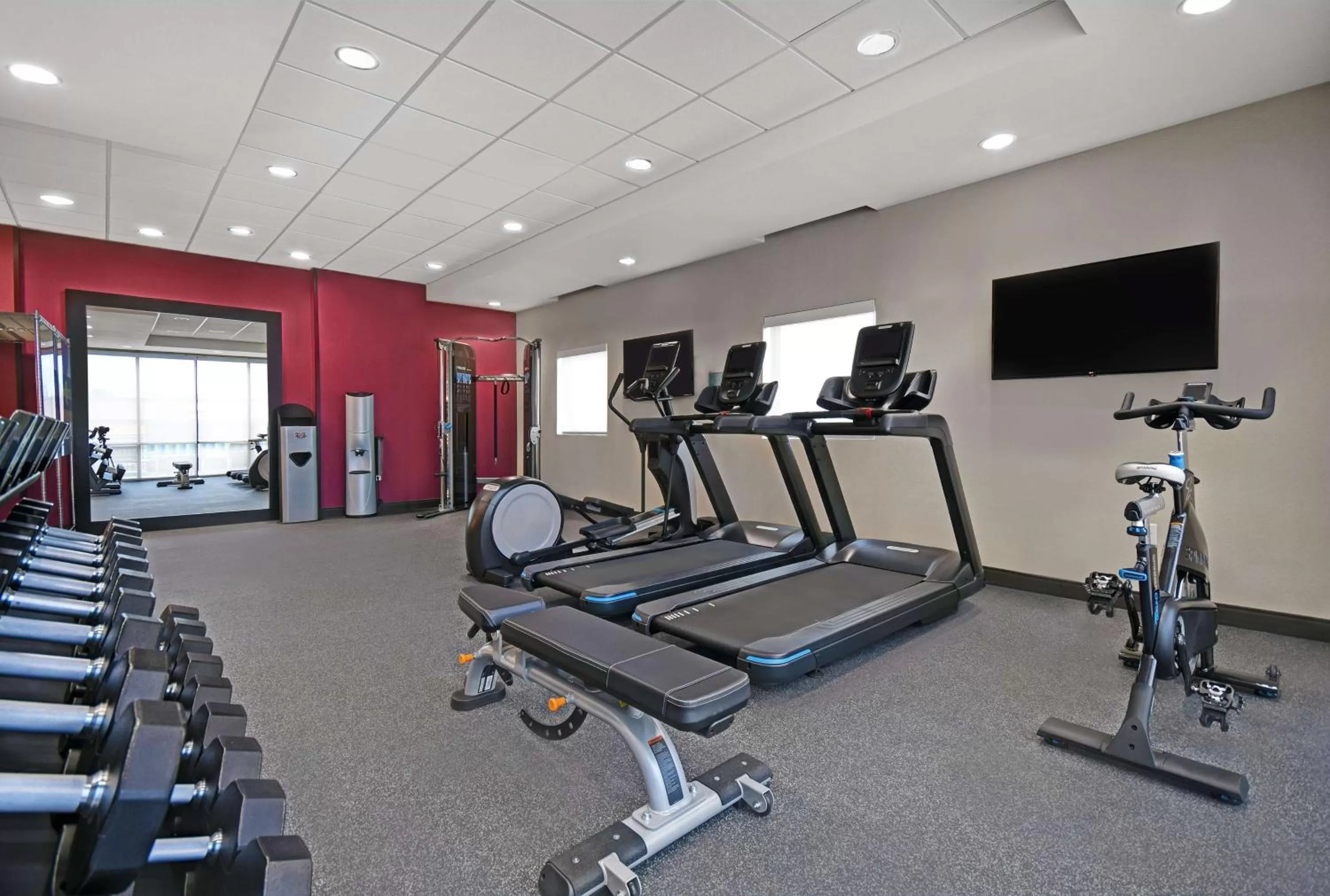 Fitness centre/facilities in Home2 Suites By Hilton Utica, Ny