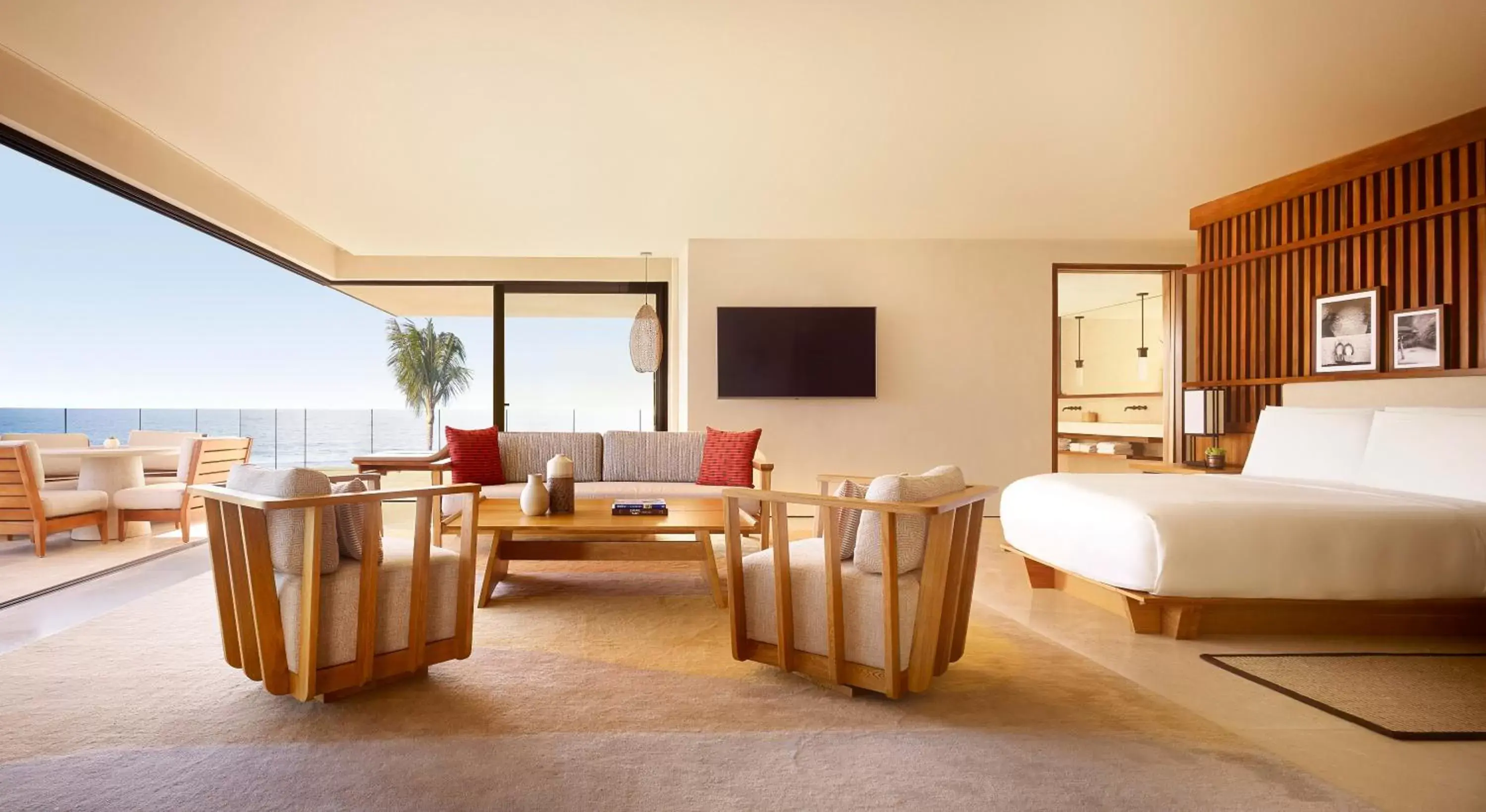 Communal lounge/ TV room in Nobu Hotel Los Cabos