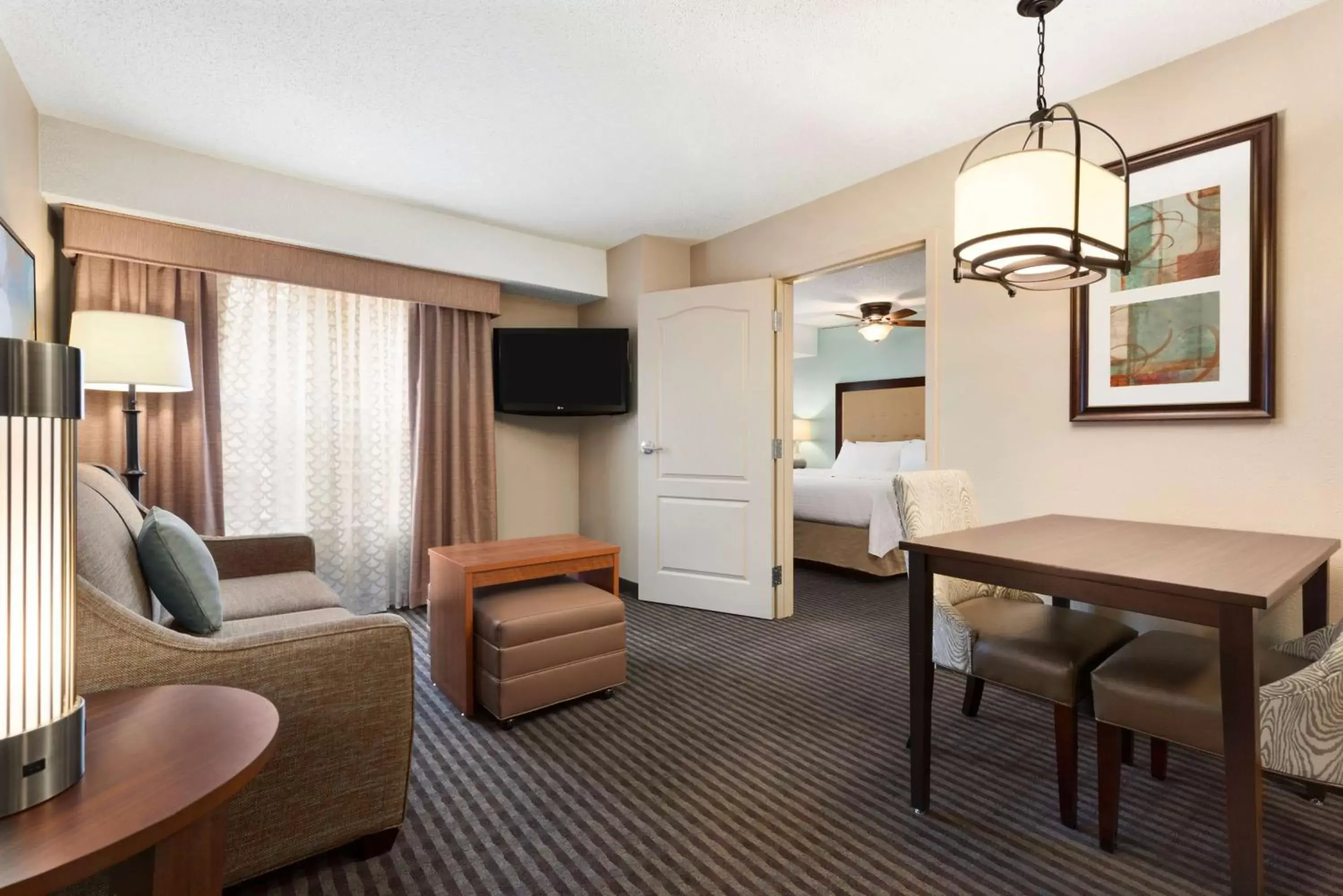 Living room, Seating Area in Homewood Suites by Hilton Columbus-Hilliard