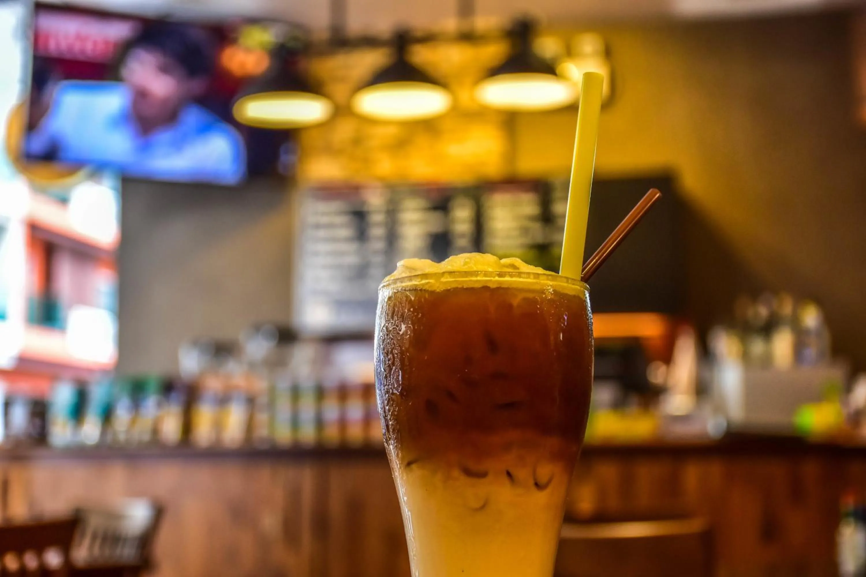 Lounge or bar in Ocean and Ole Patong