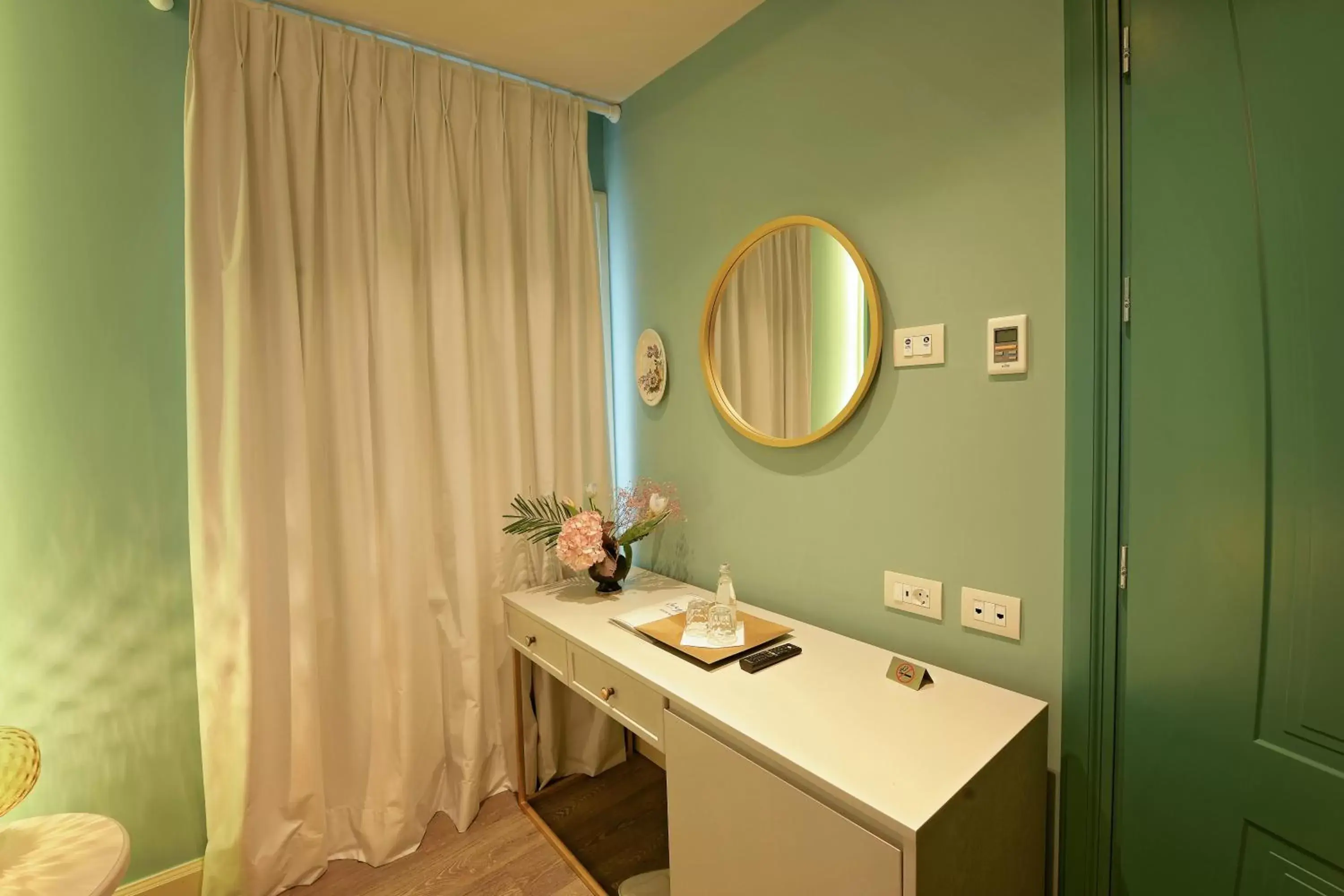 Triple Room with Balcony in Çoçja Boutique Hotel Triple Room with Balcony in Çoçja Boutique Hotel