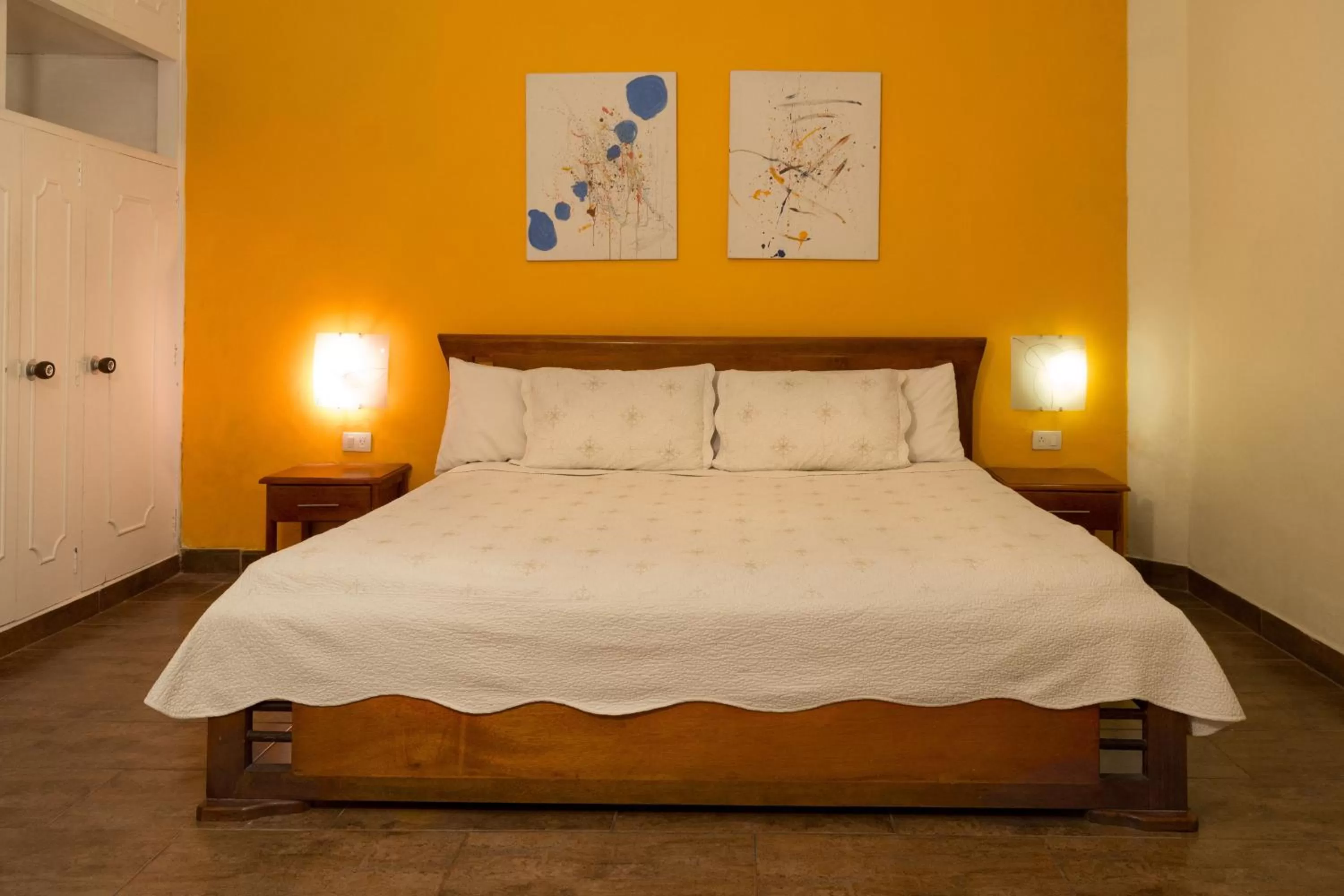 Bed in 61Prado Hotel