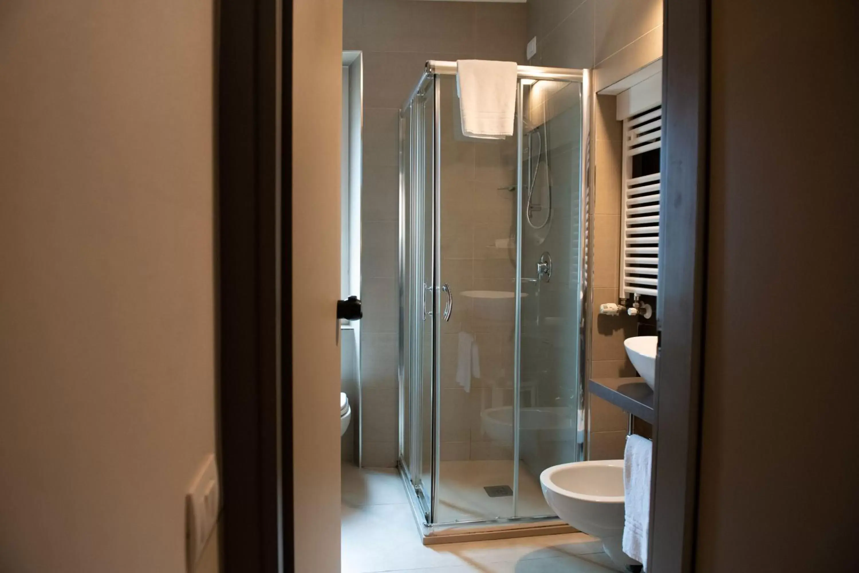 Bathroom in Alessi Hotel Trattoria