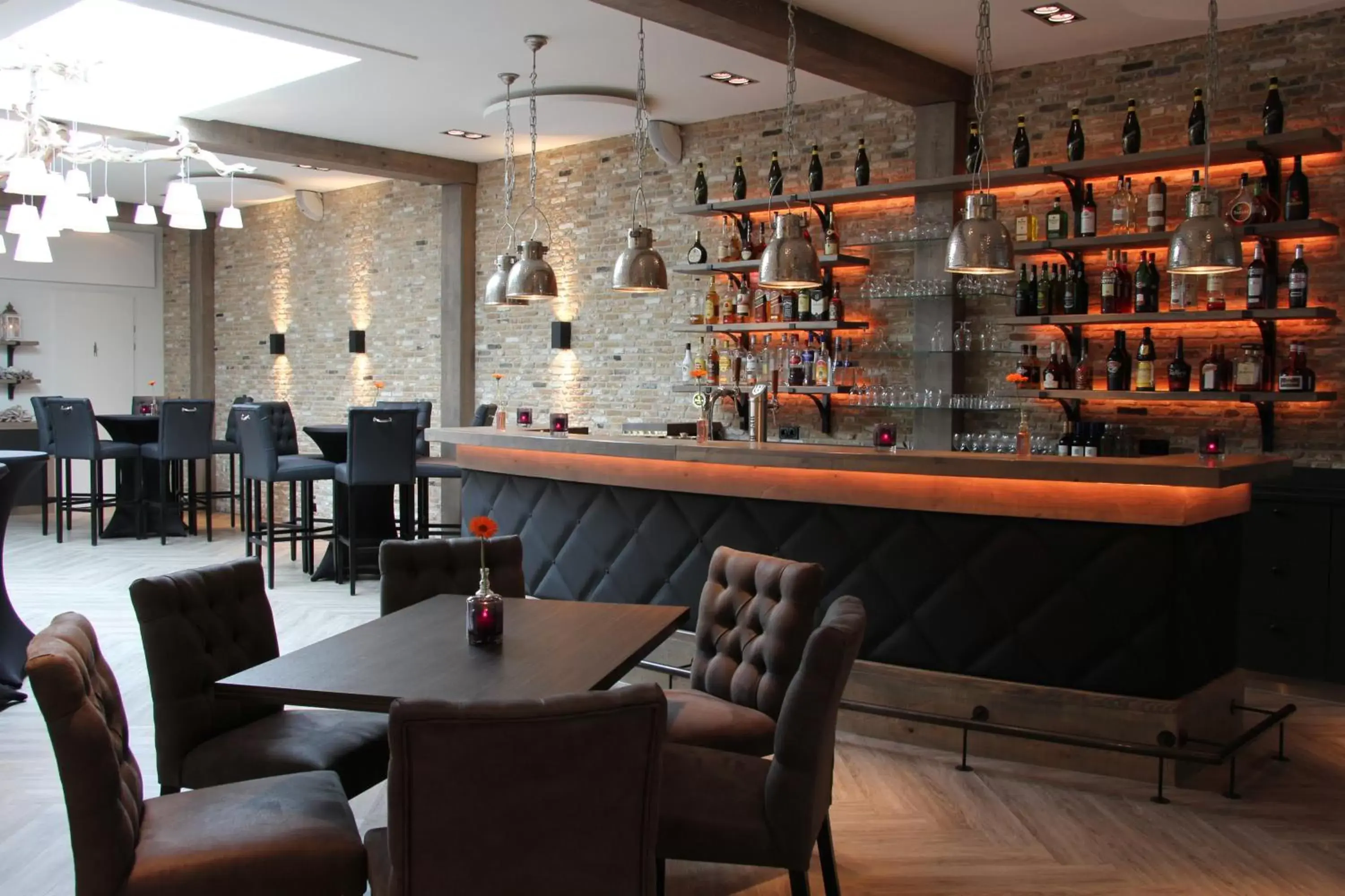 Lounge or bar, Lounge/Bar in Het Wapen van Noordwijkerhout