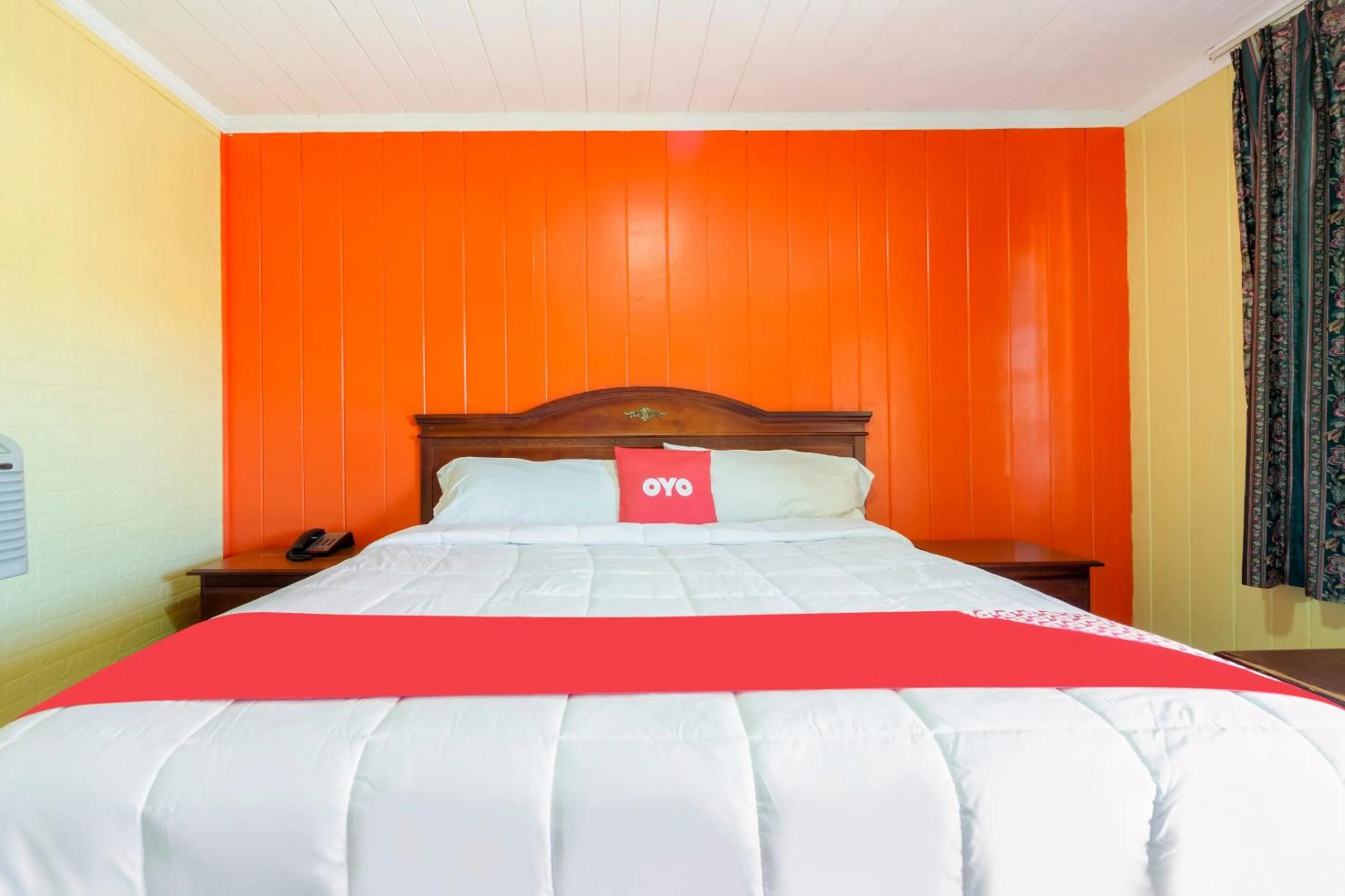 Bedroom, Bed in OYO Hotel Brookhaven MS Hwy 51 North