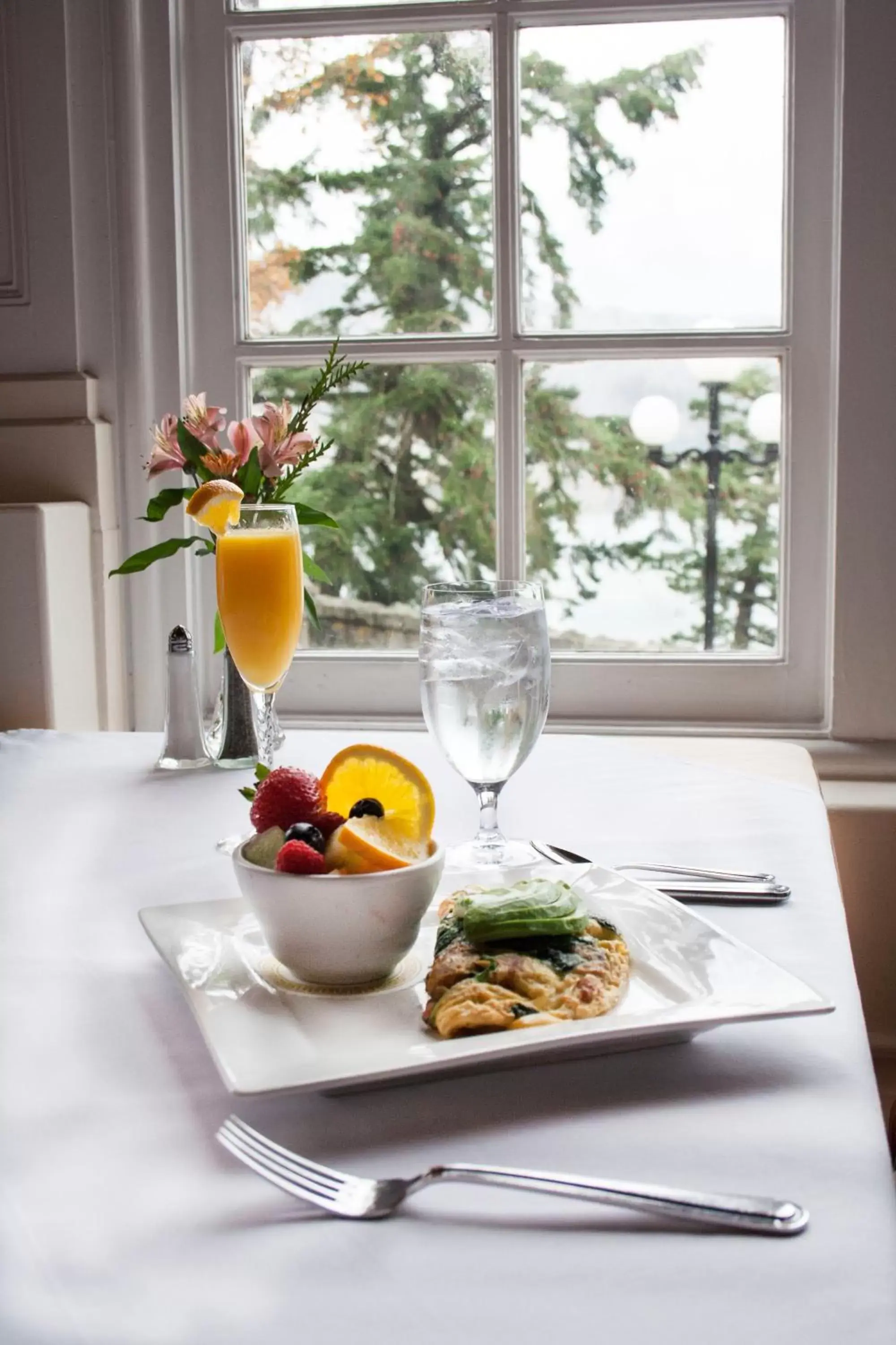 Breakfast in Columbia Gorge Hotel & Spa Breakfast in Columbia Gorge Hotel & Spa