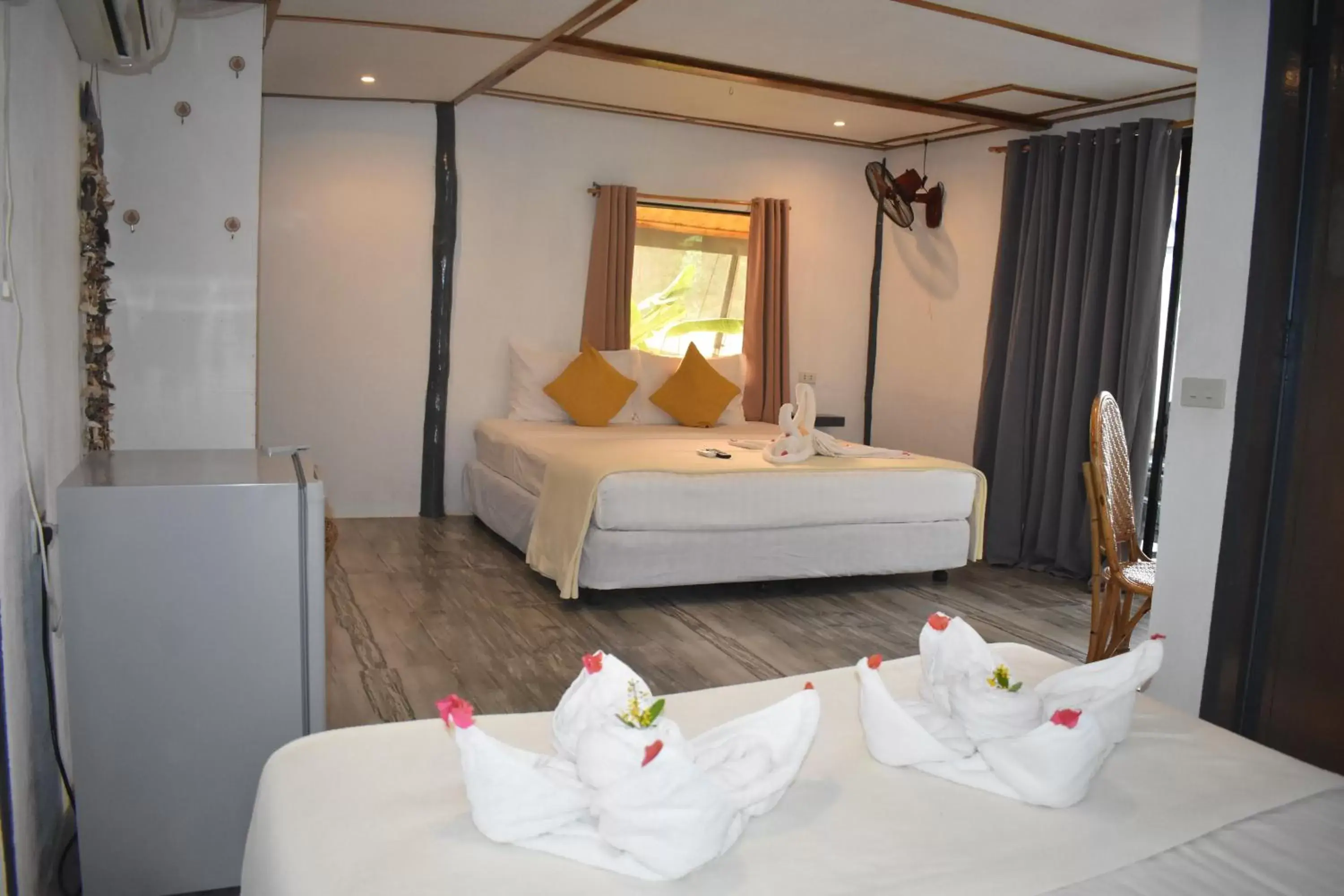 Bedroom, Bed in El Nido Coco Resort