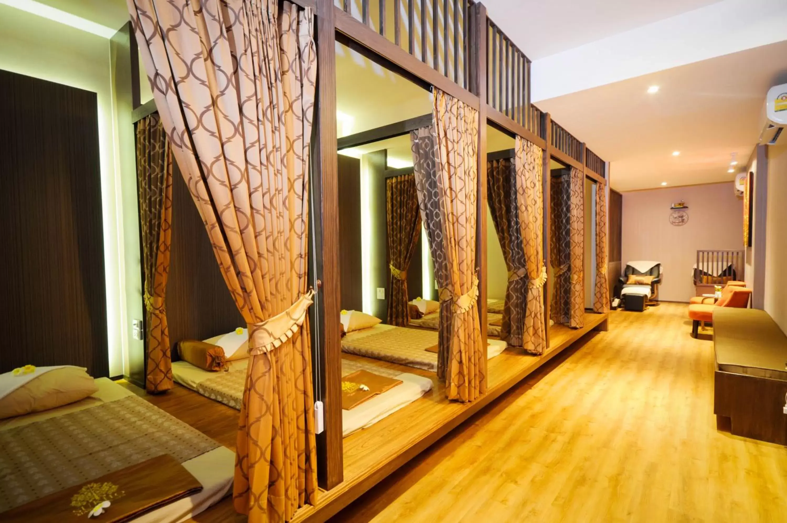 Spa and wellness centre/facilities, Bed in Eastpana Hotel - SHA Extra Plus Spa and wellness centre/facilities, Bed in Eastpana Hotel - SHA Extra Plus