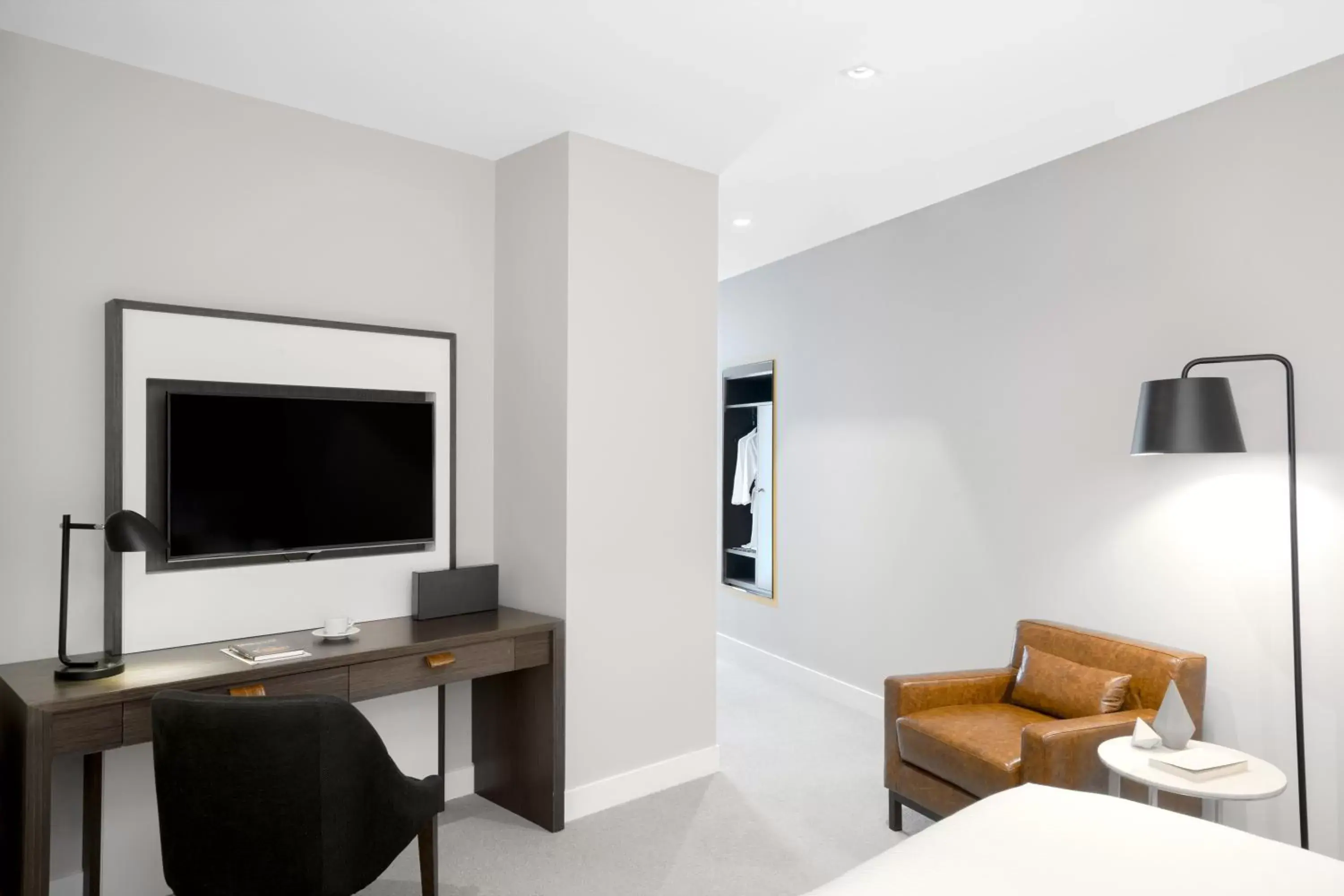 Living room, TV/Entertainment Center in Peppers Docklands
