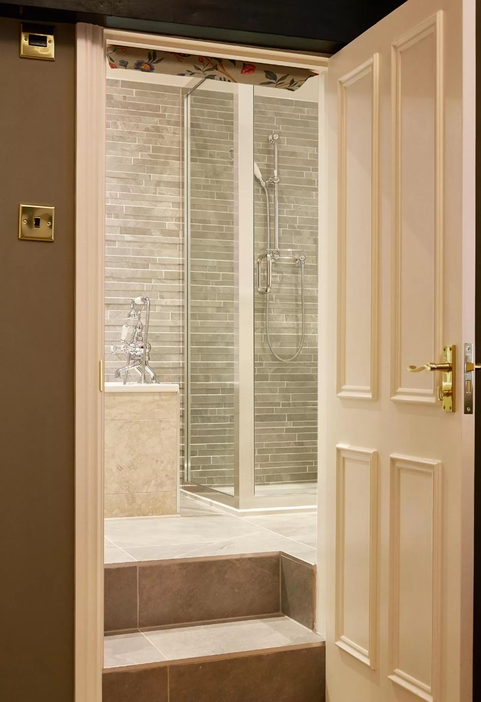 Bathroom in Ockenden Manor Hotel & Spa