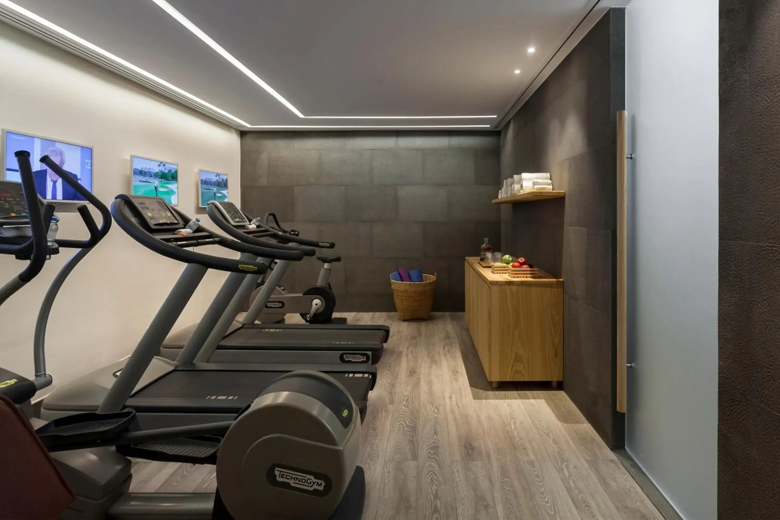 Massage, Fitness Center/Facilities in Bill & Coo Suites And Lounge