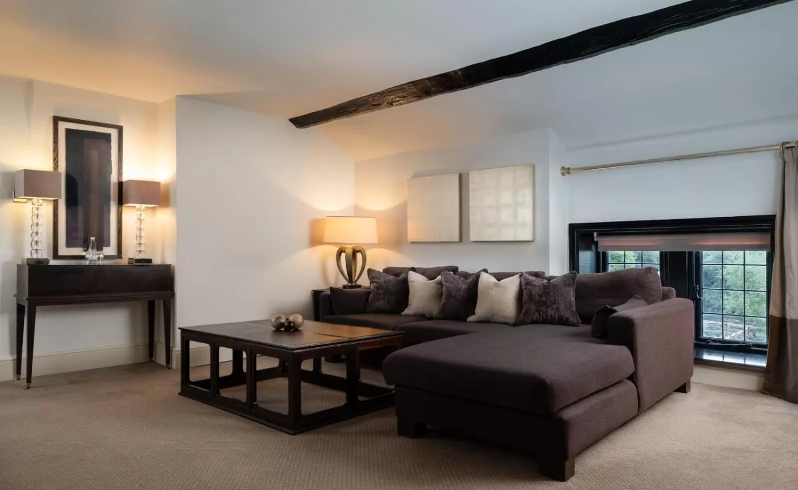 Living room in The Priest House On The River