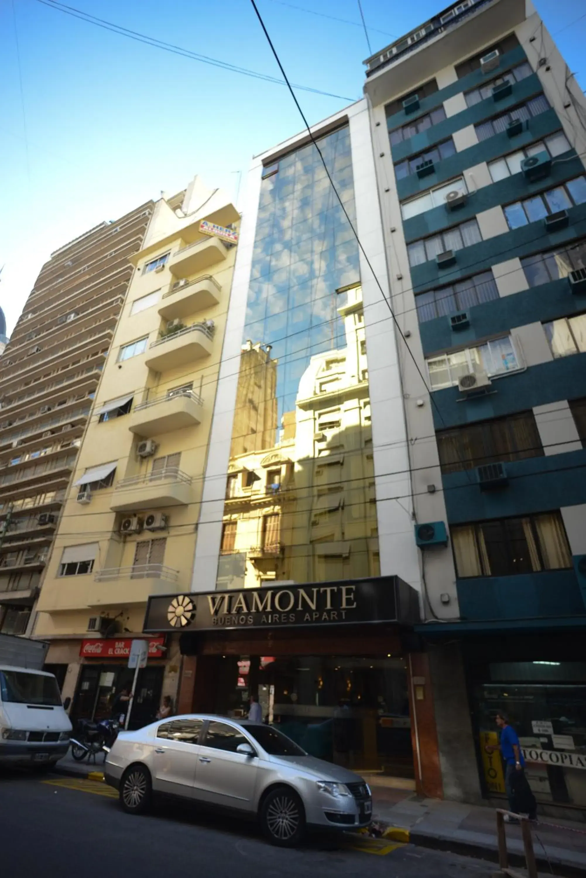 Facade/entrance, Property Building in Up Viamonte Hotel