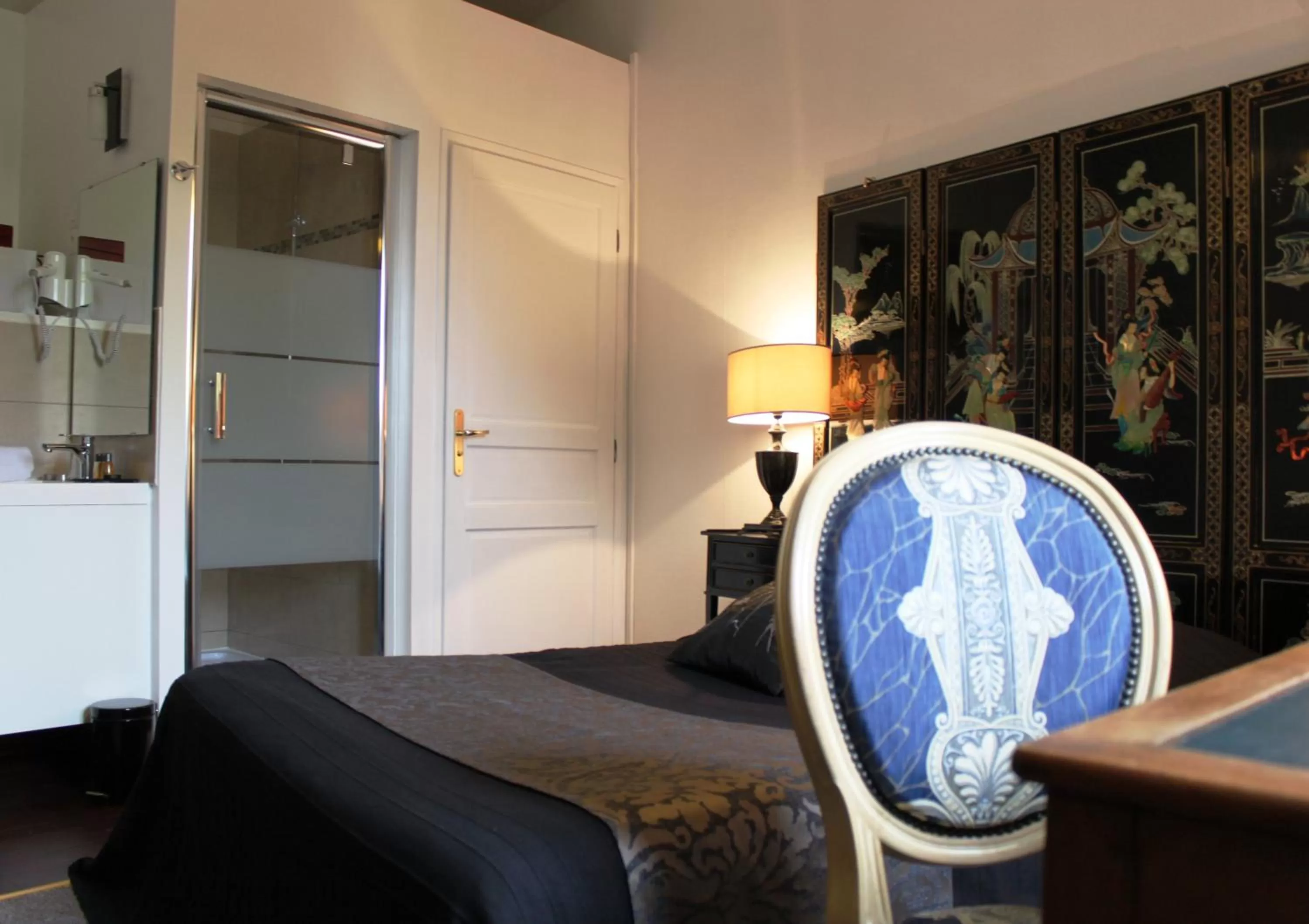 Bed in Résidence et Chambres d'Hôtes de La Porte d'Arras