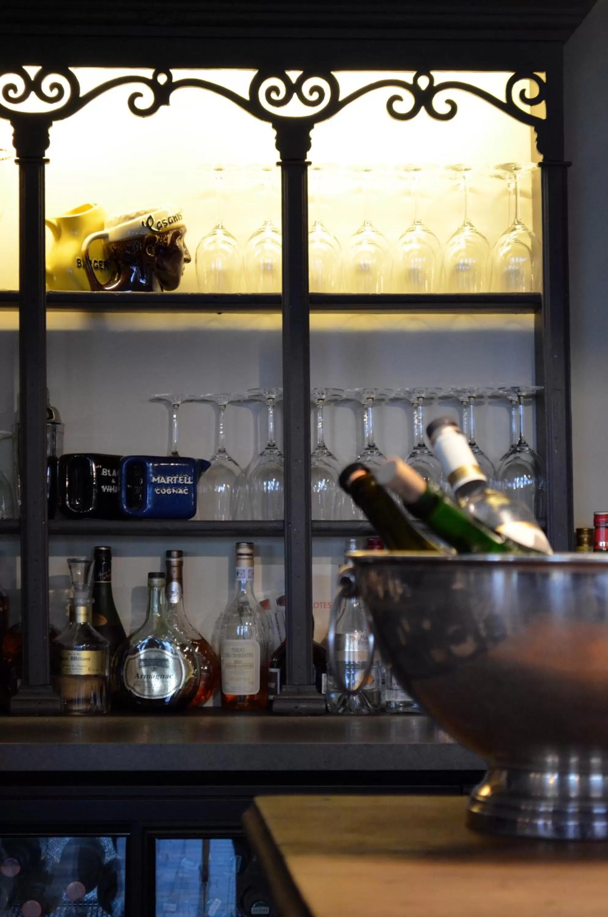 Restaurant/places to eat in Hotel Les Pilotes