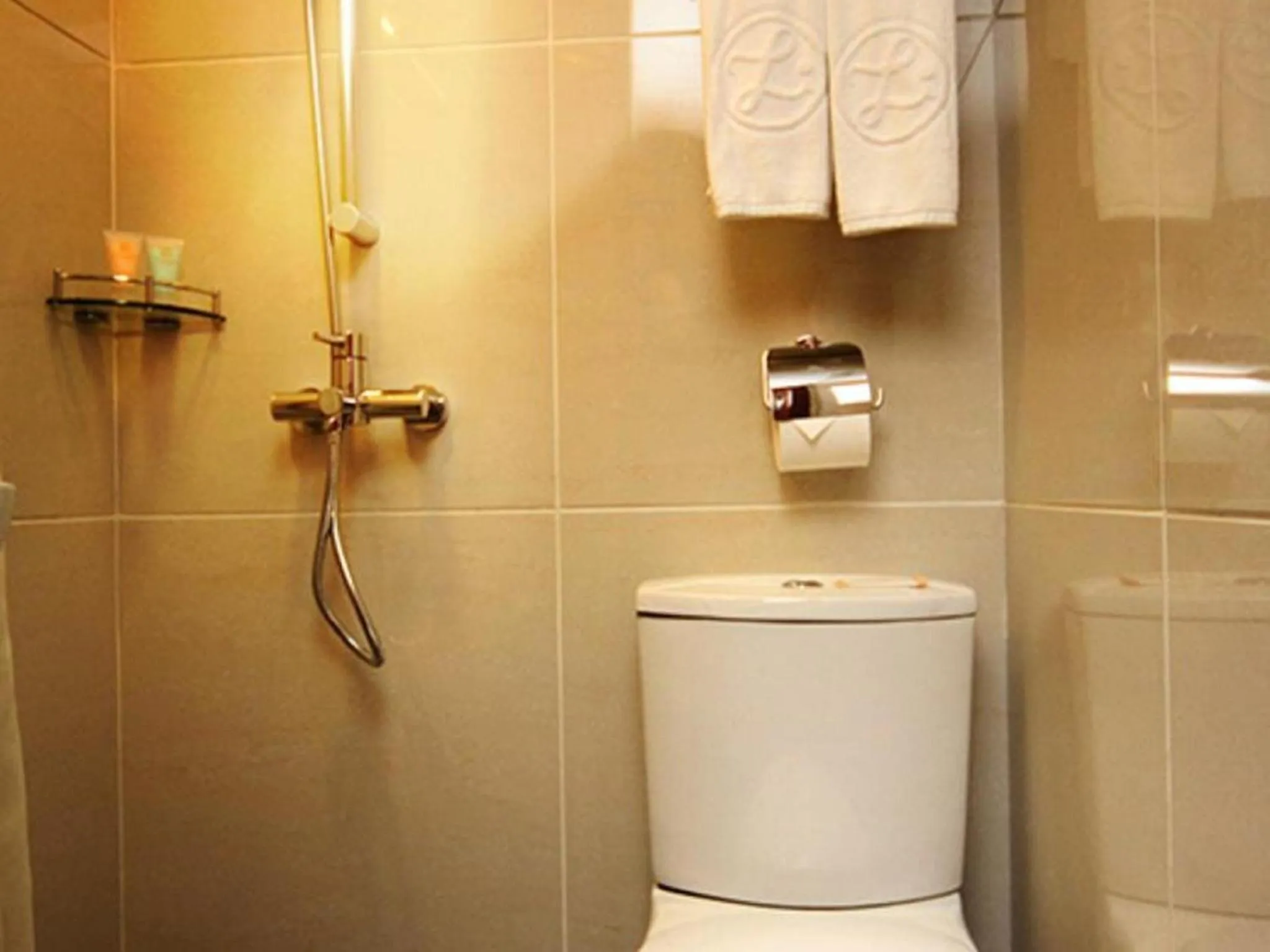 Toilet in Lander Hotel Prince Edward