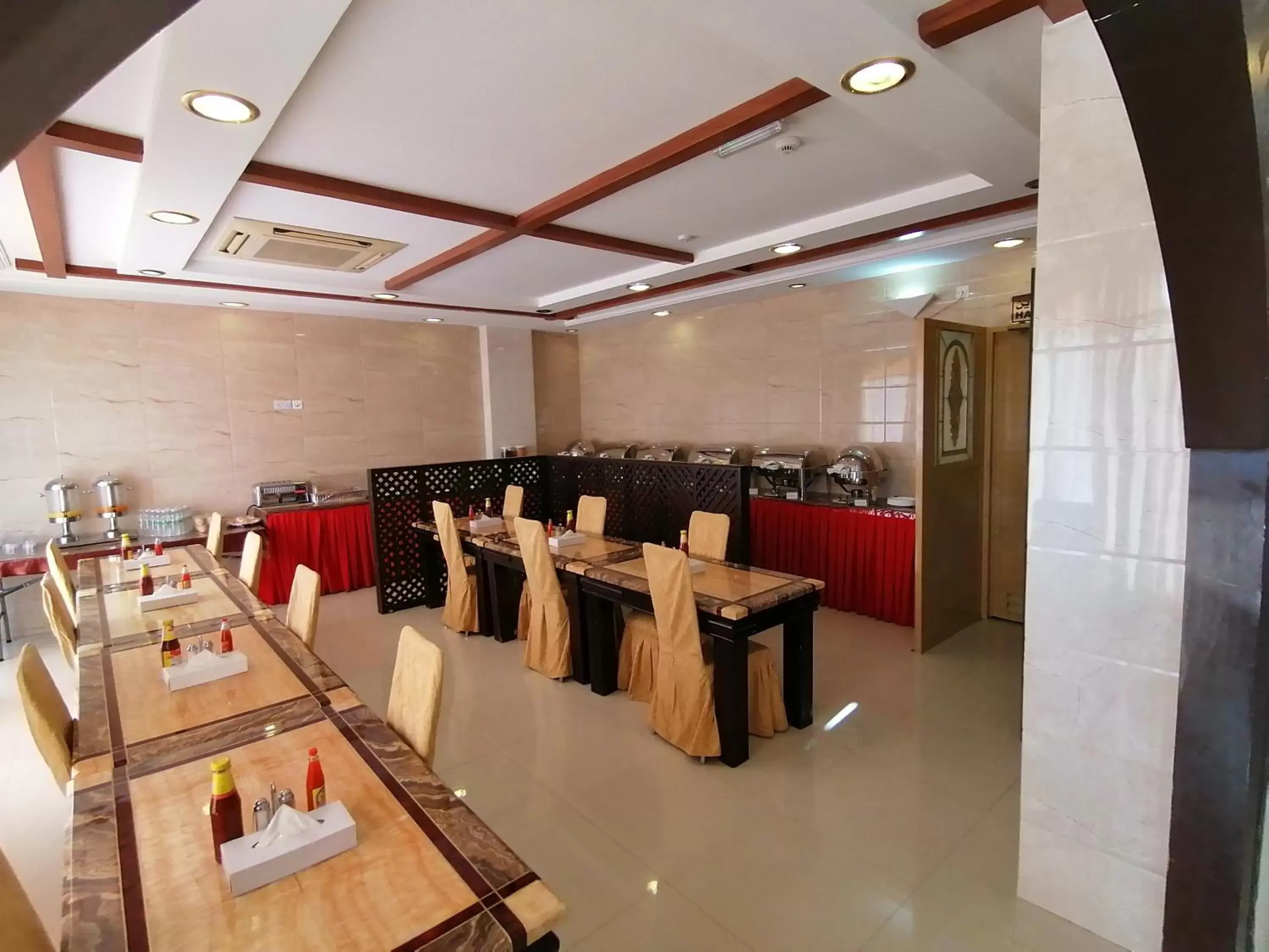 Restaurant/places to eat in Nizwa Hotel Apartments Restaurant/places to eat in Nizwa Hotel Apartments