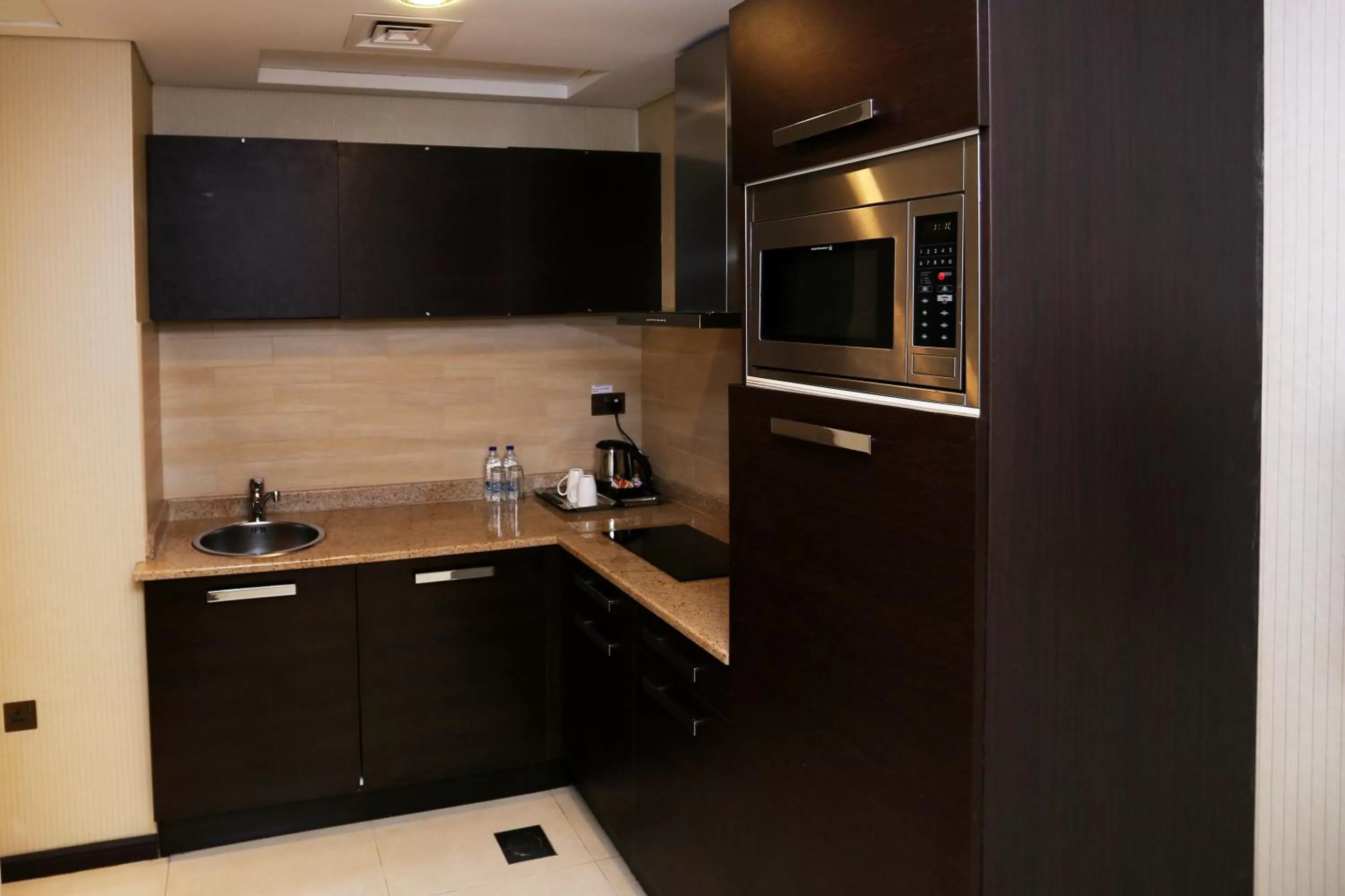 AlHamra Classic Family two Bedroom Suite in Al Hamra Hotel