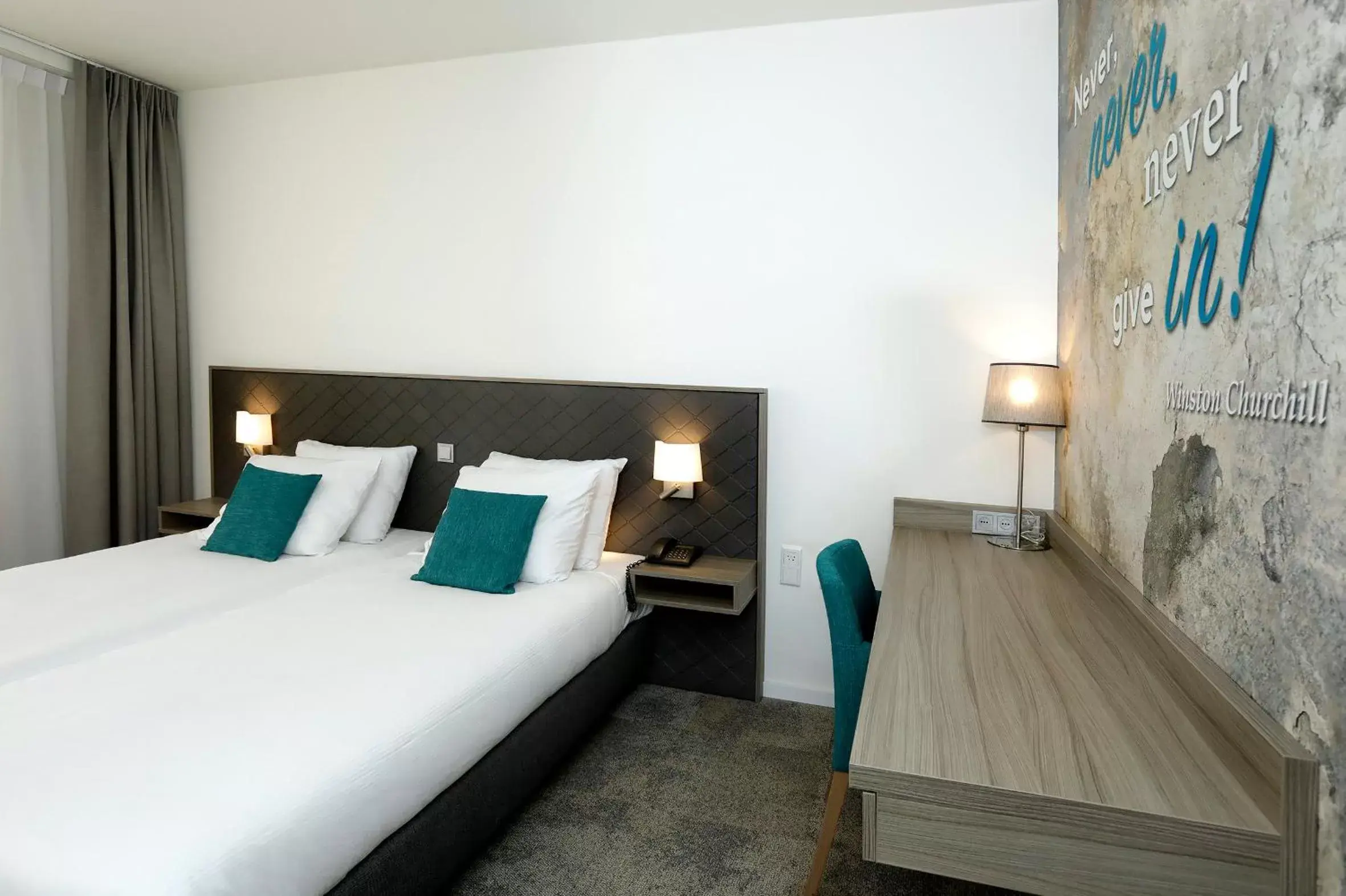 Bed in Churchill hotel Terneuzen