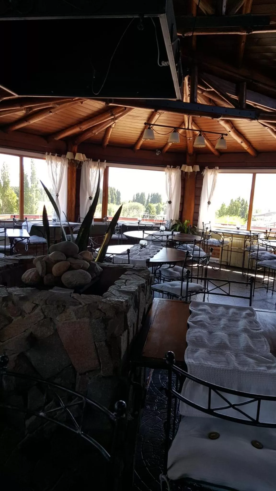 Restaurant/places to eat in Hosteria Los Canelos