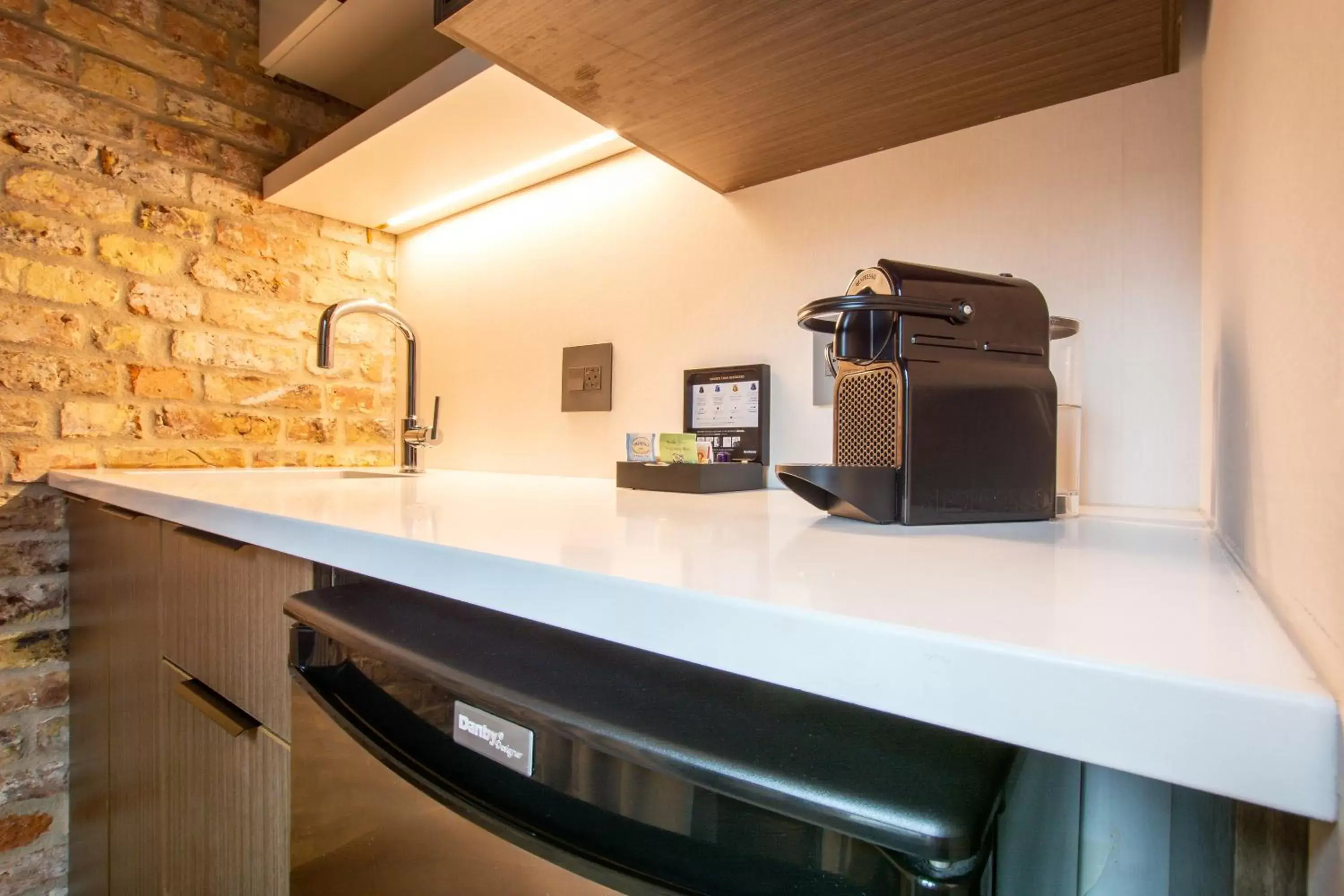 Coffee/tea facilities, Kitchen/Kitchenette in La Maison Kent - Par Les Lofts Vieux-Québec