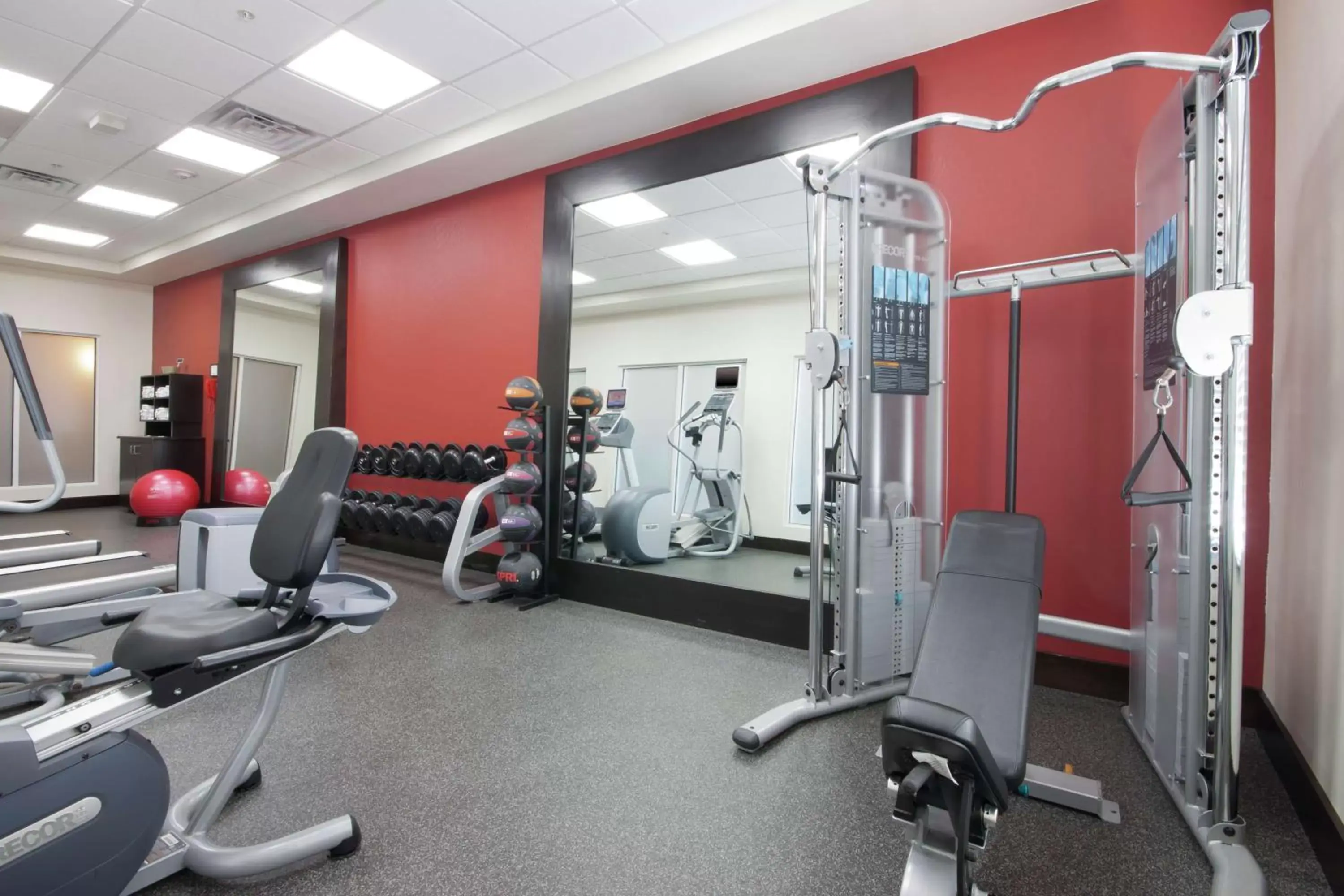 Fitness centre/facilities, Fitness Center/Facilities in Hilton Garden Inn Oklahoma City Midtown