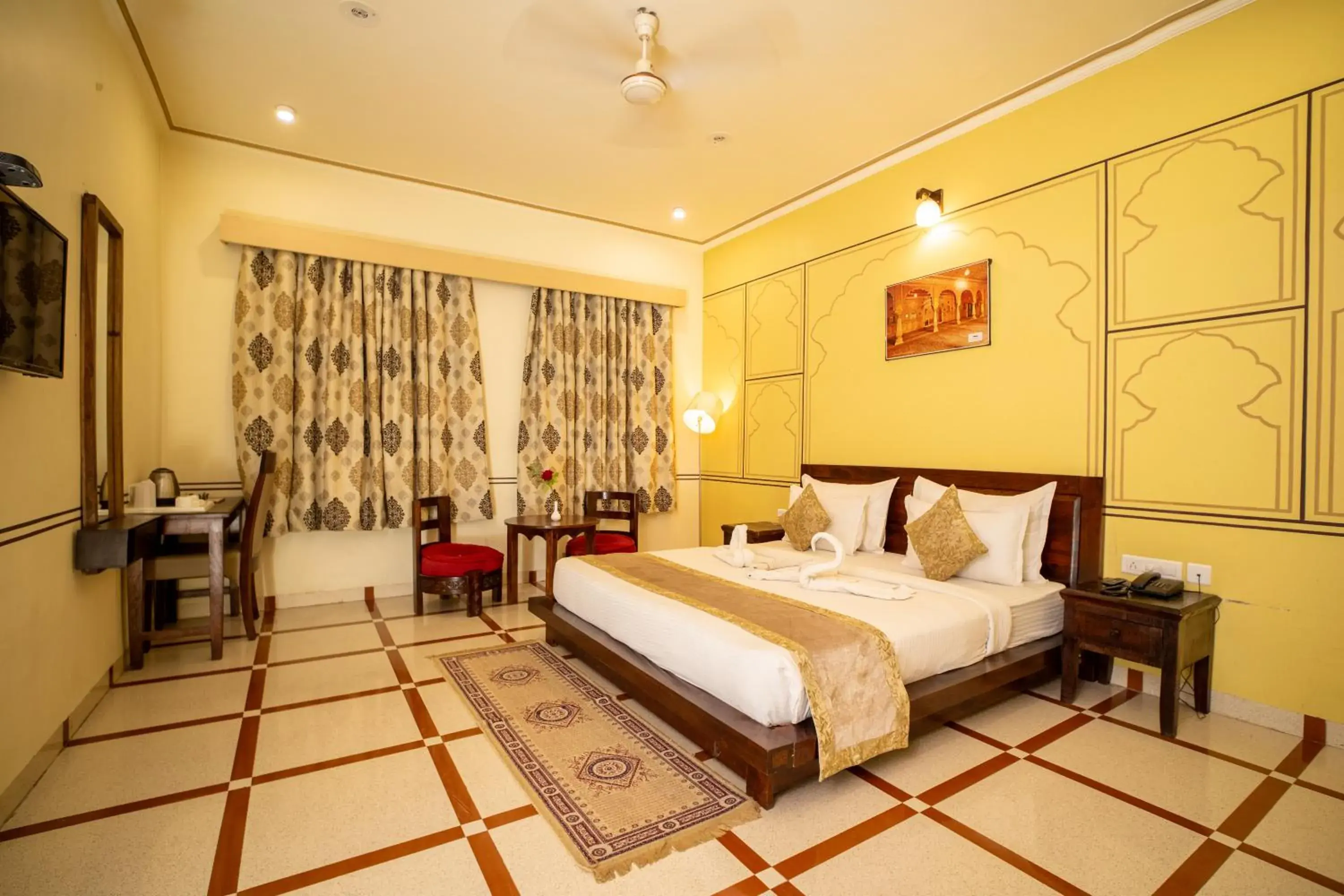 Bed in Hotel Laxmi Niwas