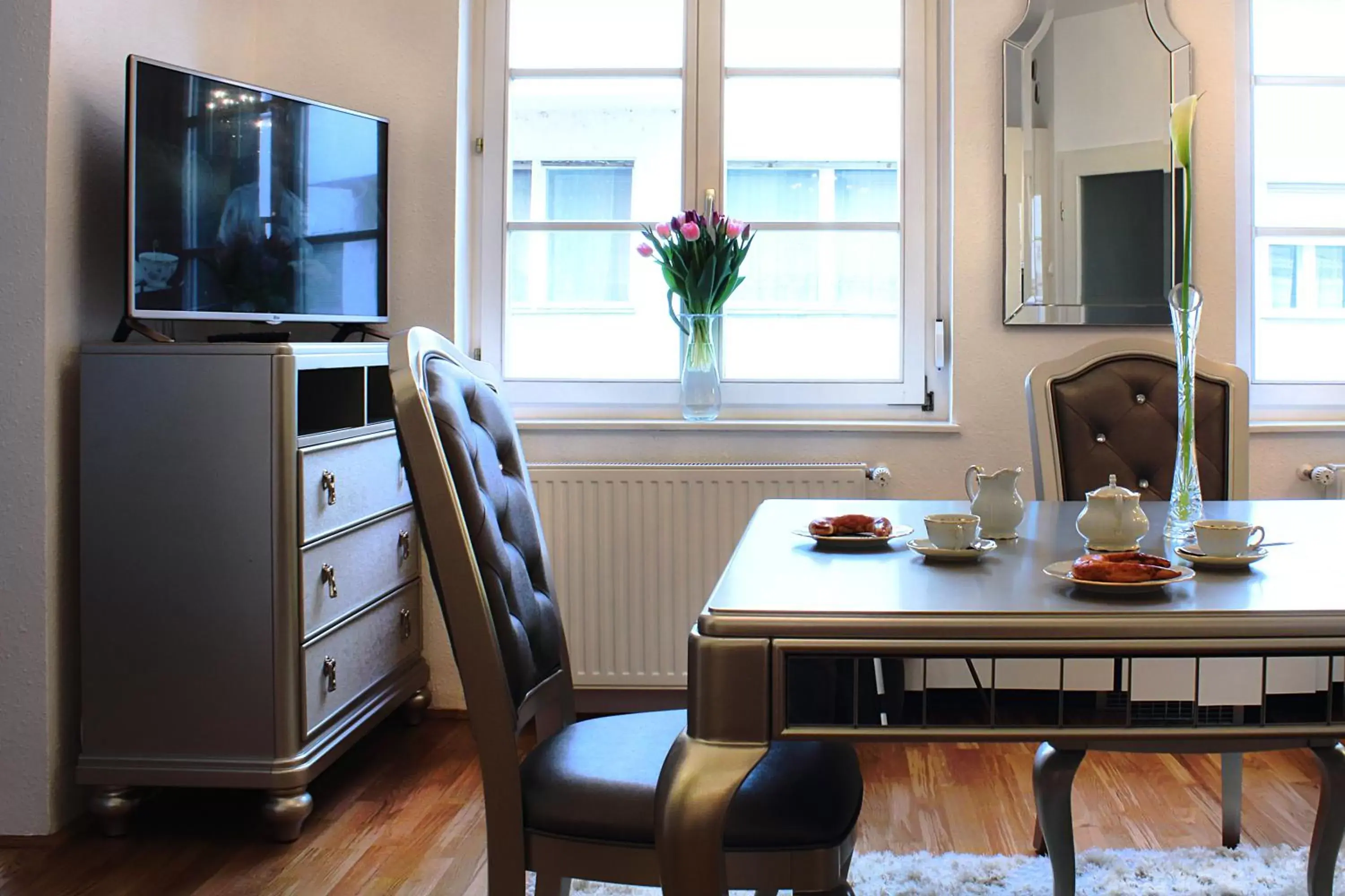 Living room in Milford Suites Budapest Living room in Milford Suites Budapest