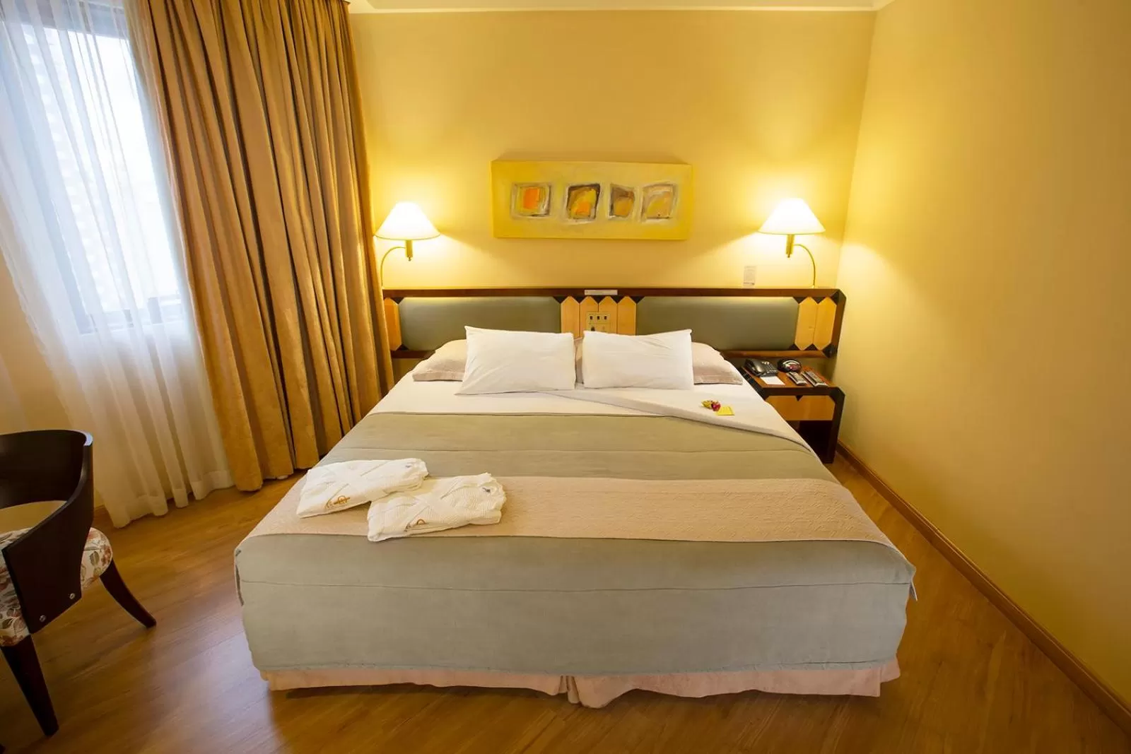 Bed in Golden Tower Pinheiros by Fênix Hotéis