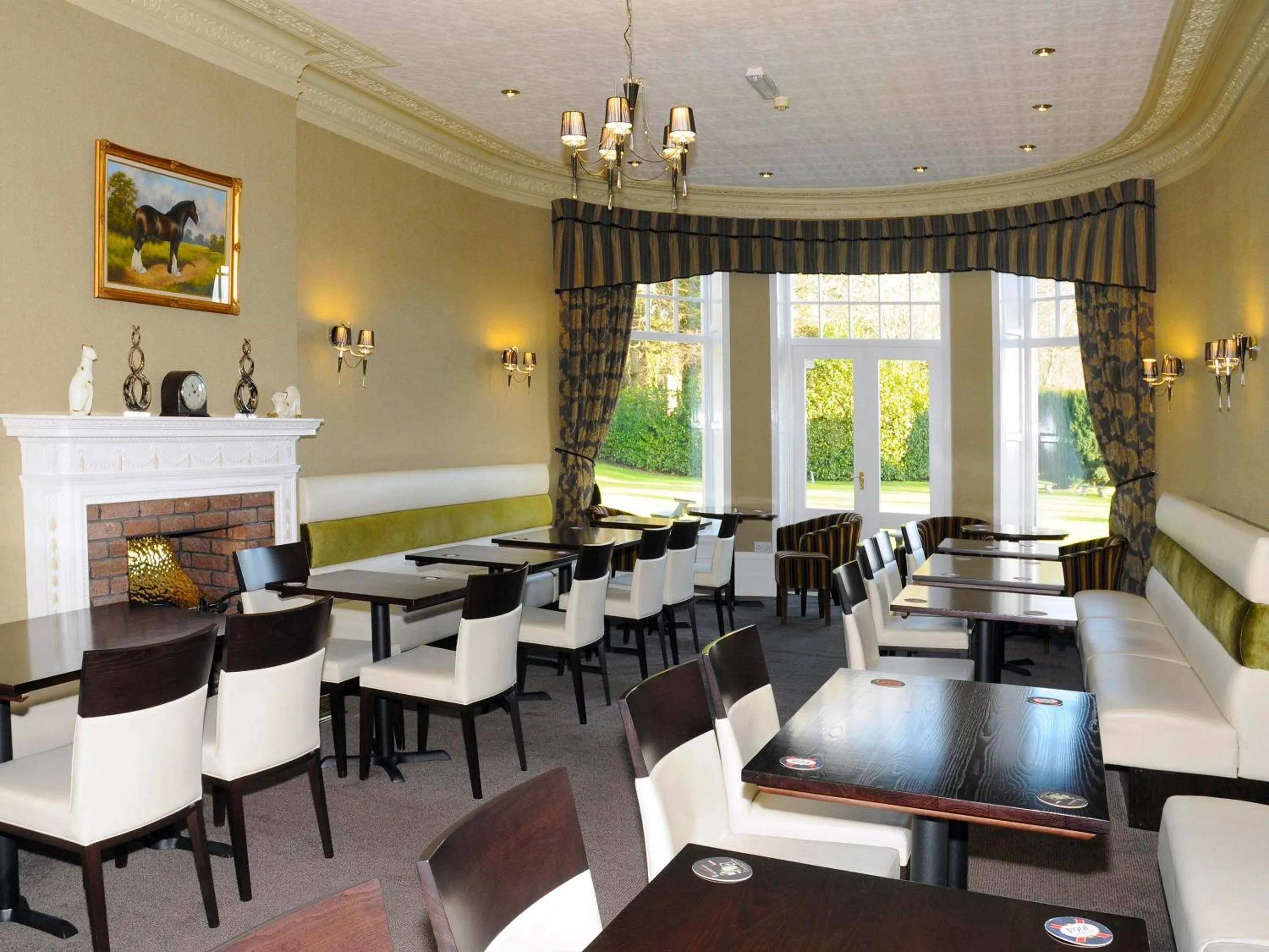 Restaurant/places to eat in Hundith Hill Hotel