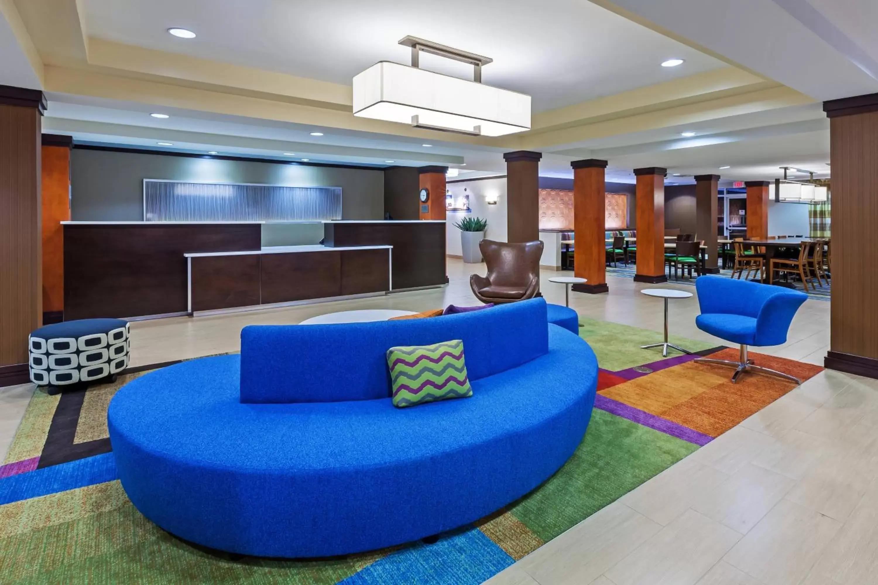 Lobby or reception, Lobby/Reception in Fairfield Inn & Suites by Marriott Rogers