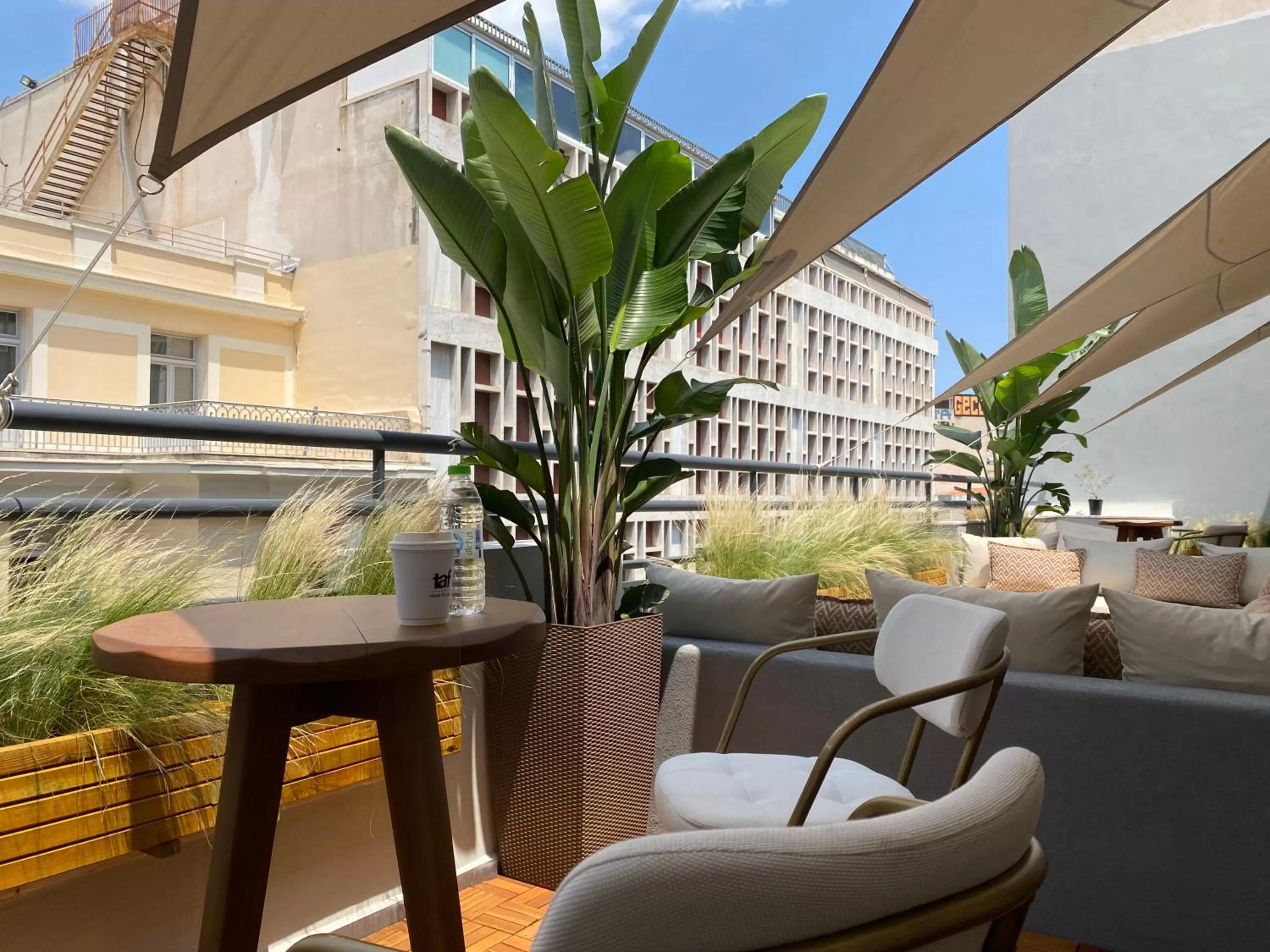 Garden in Athens The L7 Str - Luxury Boutique Collection Hotel