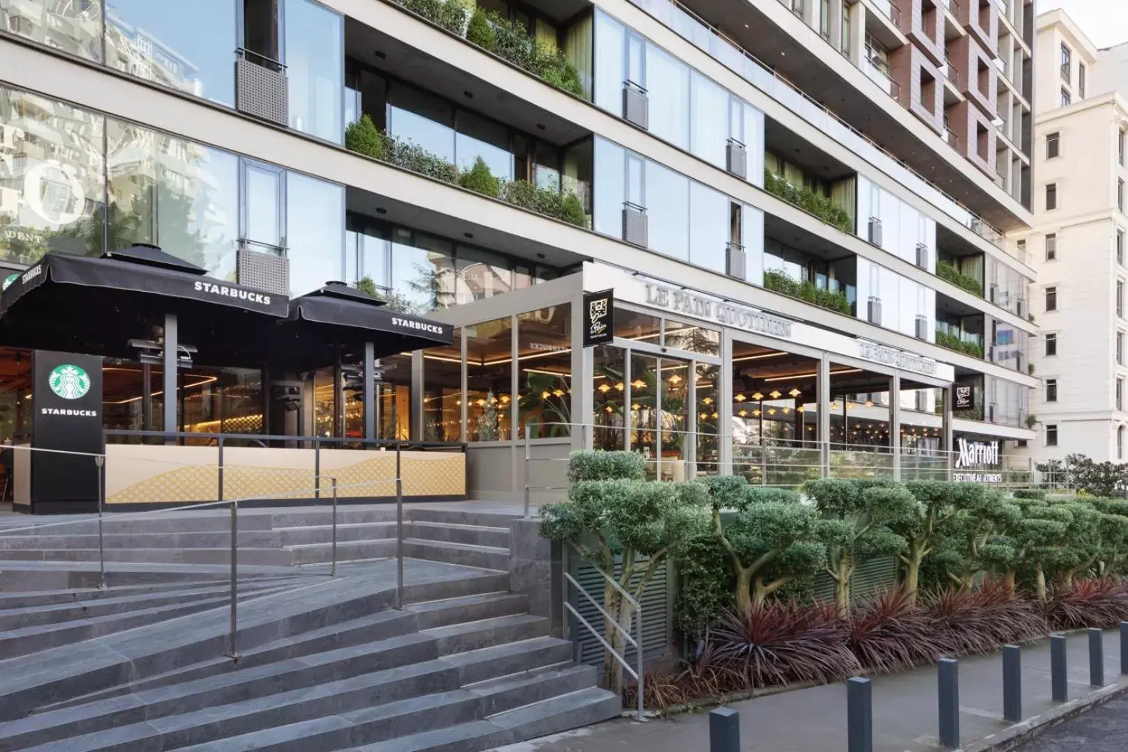 Restaurant/places to eat, Property Building in Marriott Executive Apartments Istanbul Fulya