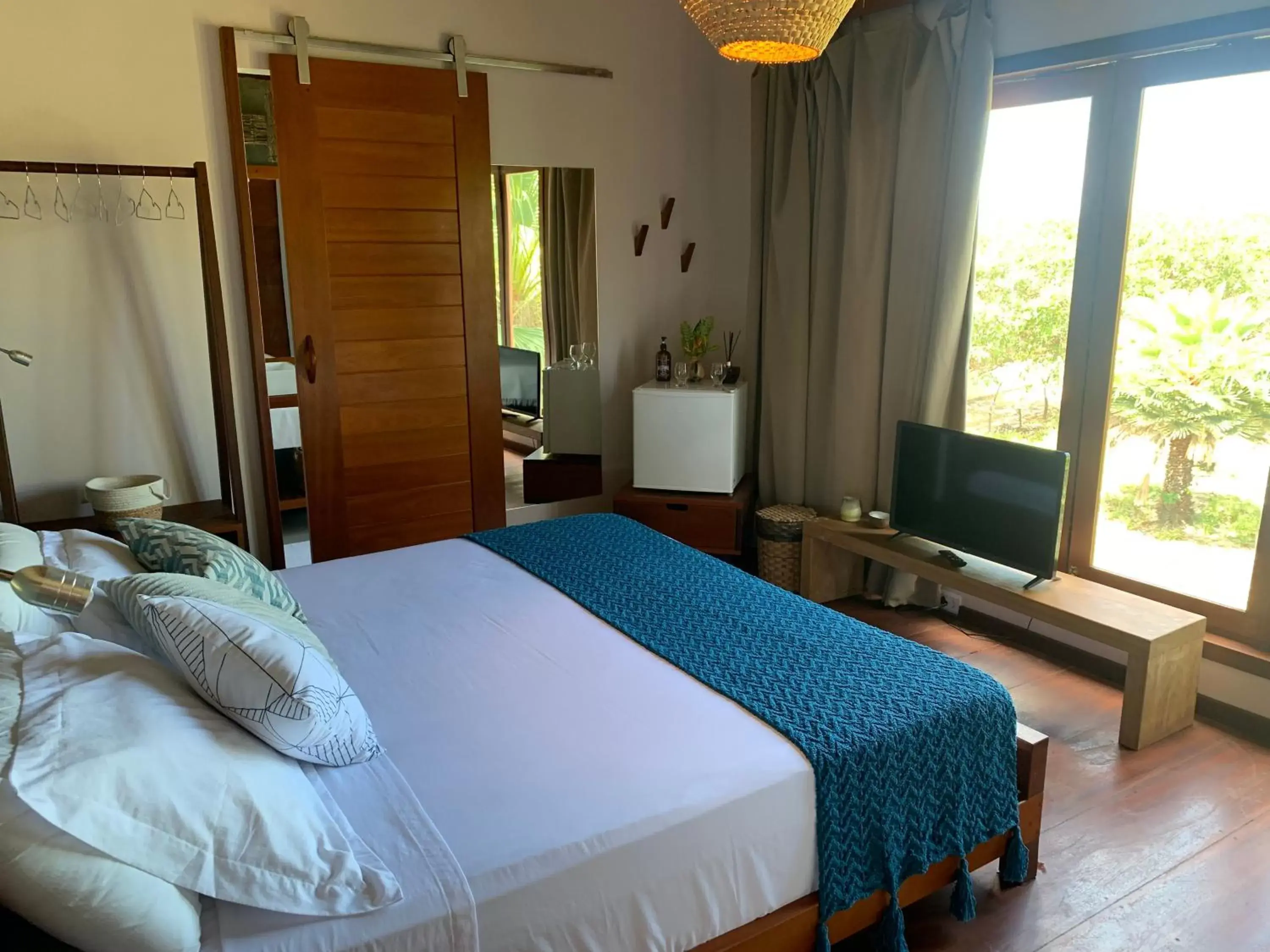 Luxury Triple Room in Vila das Águas Luxury Triple Room in Vila das Águas