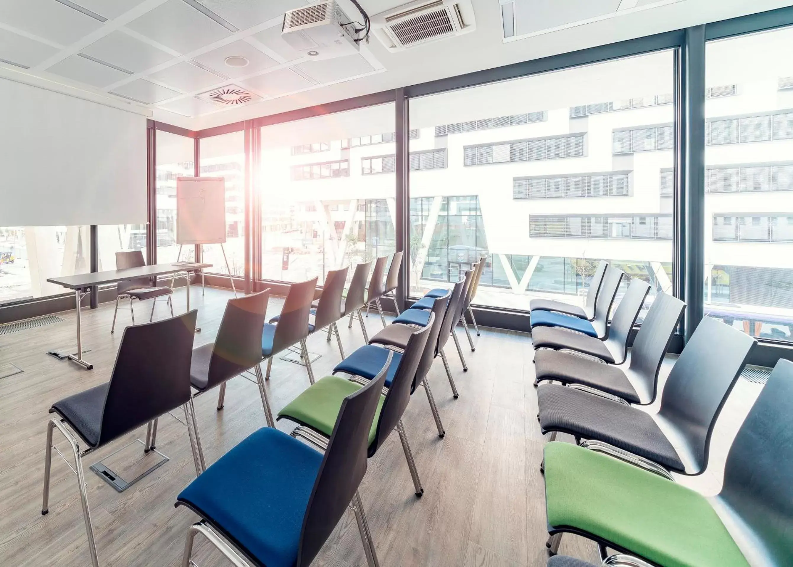 Meeting/conference room in roomz Vienna Prater