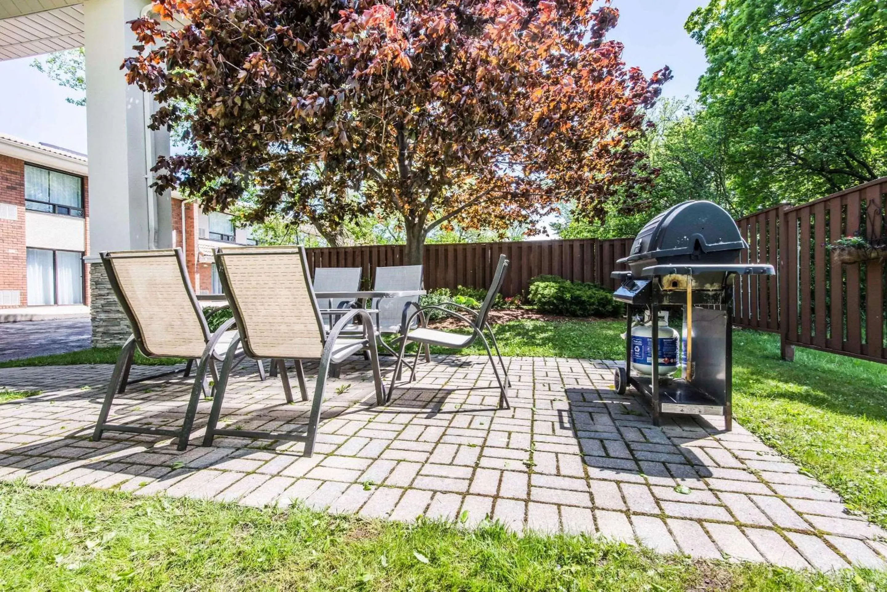 On site, BBQ Facilities in Comfort Inn Owen Sound