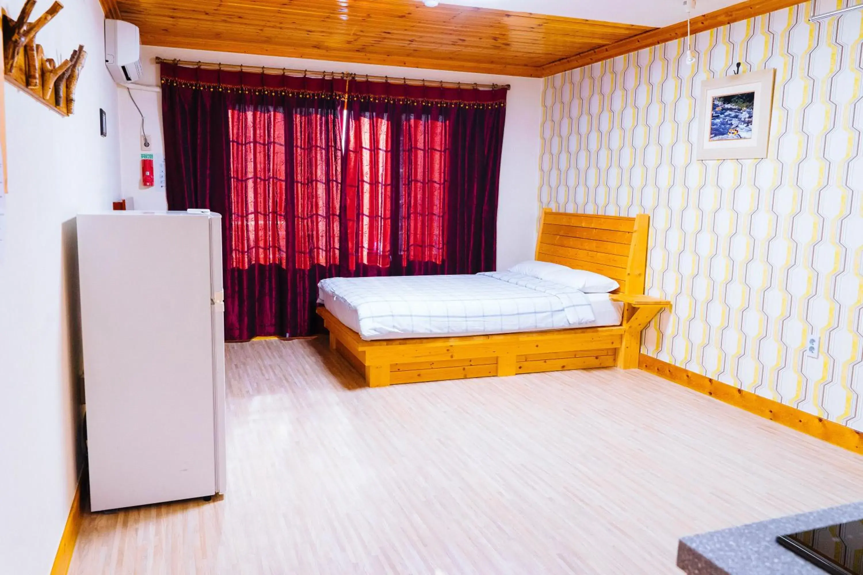 Bedroom, Bed in White Cabin