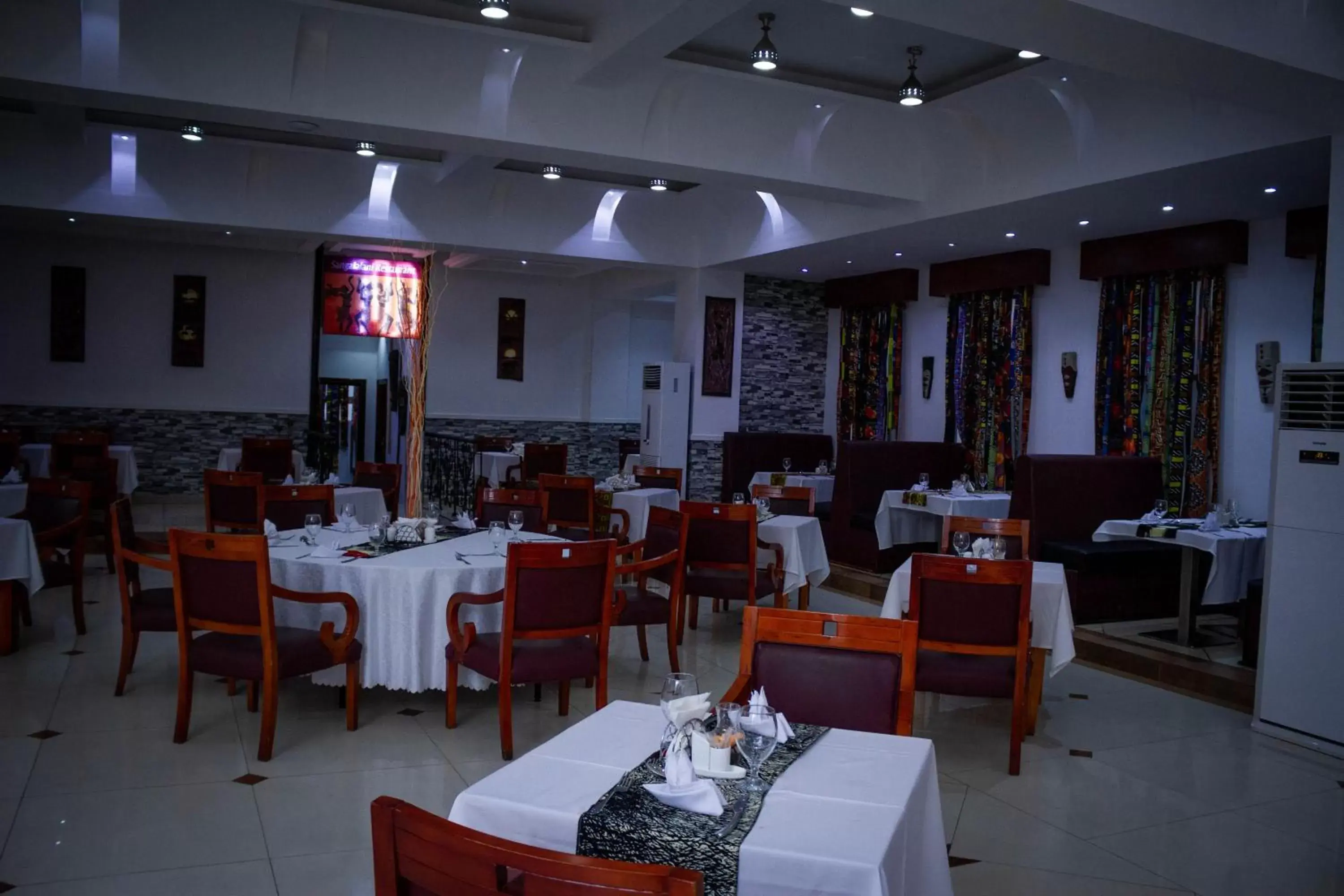 Restaurant/Places to Eat in Best Western Plus Lusaka Hotel